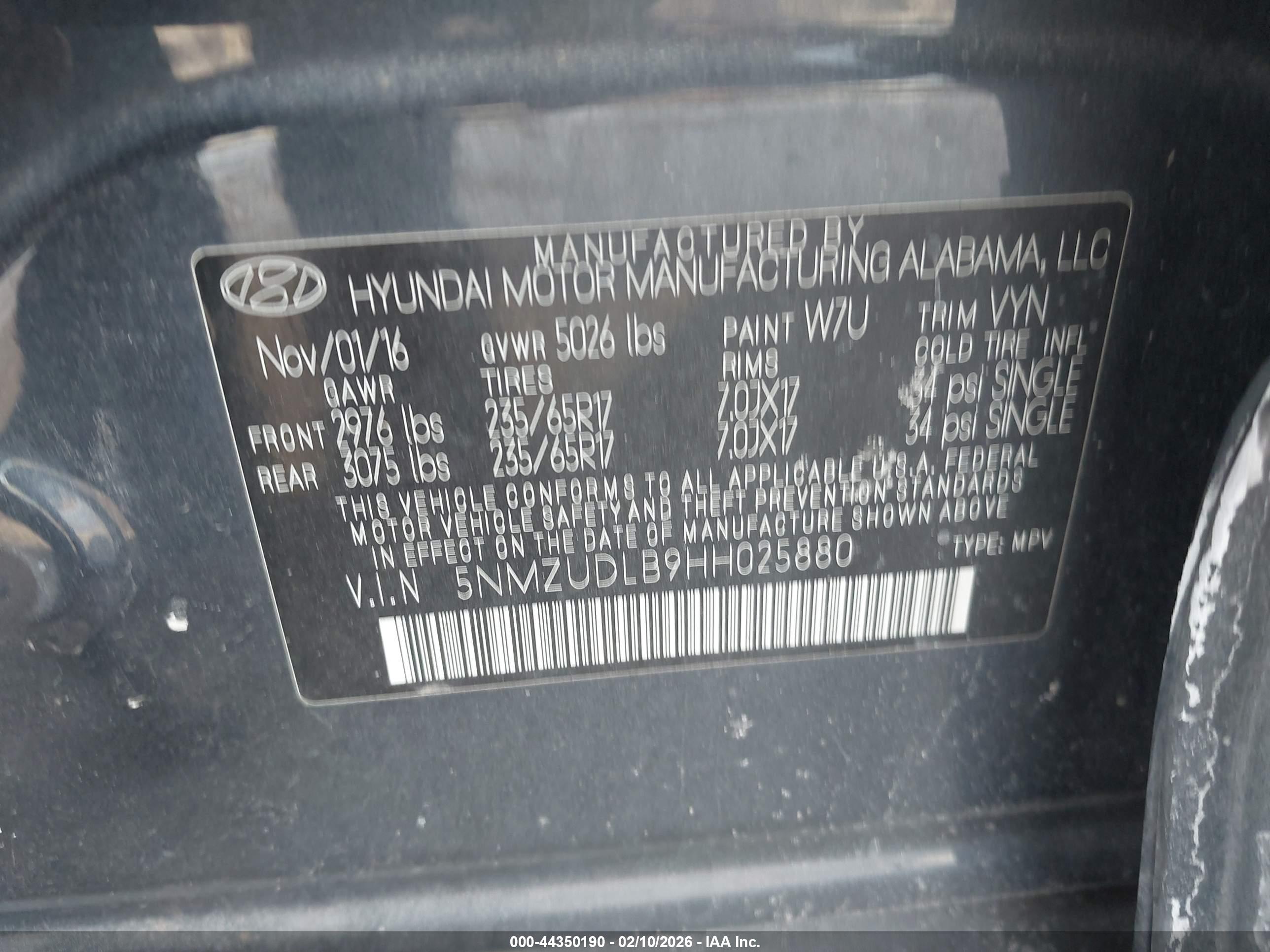 HYUNDAI SANTA image 9