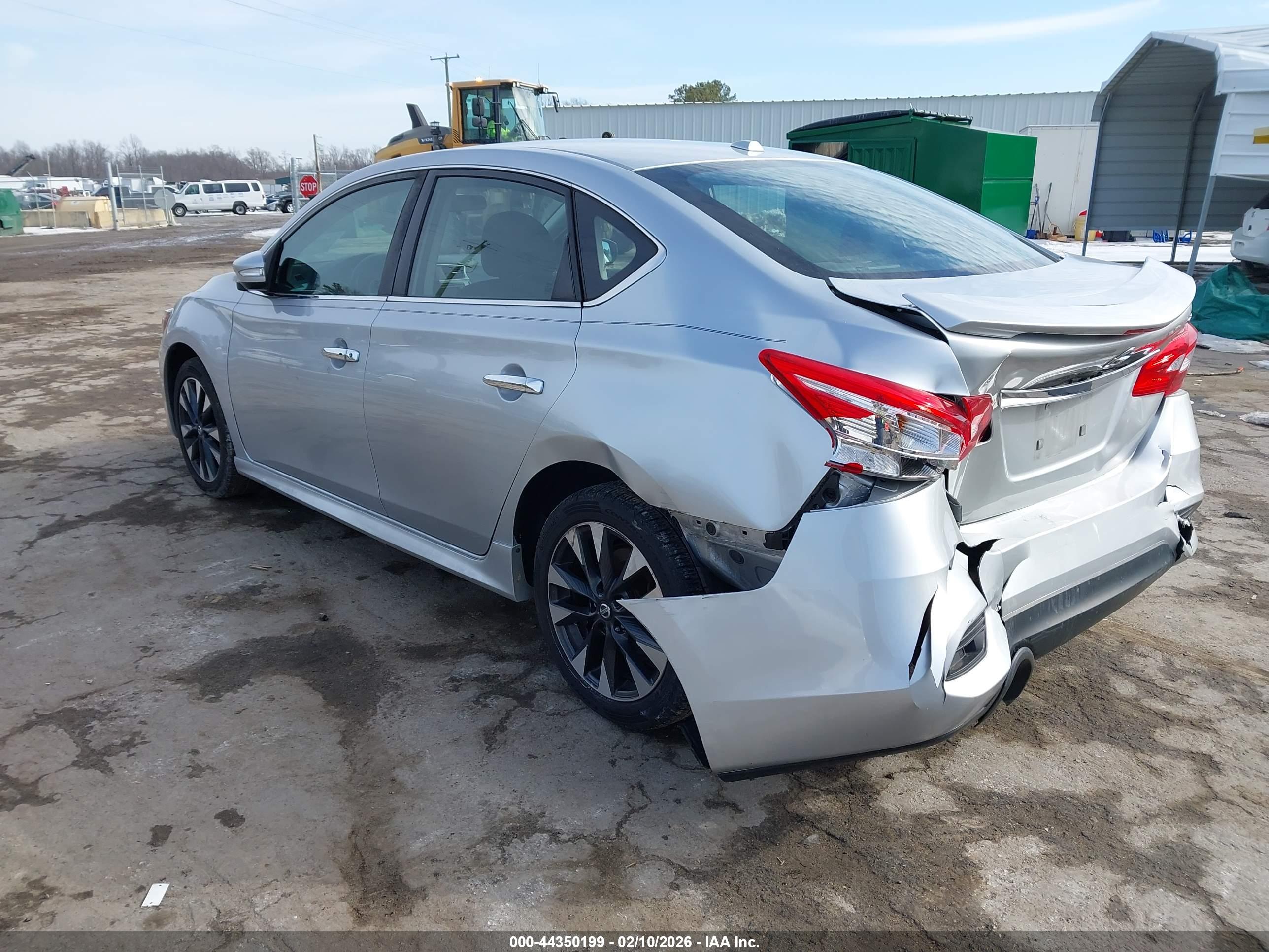 NISSAN SENTRA image 3