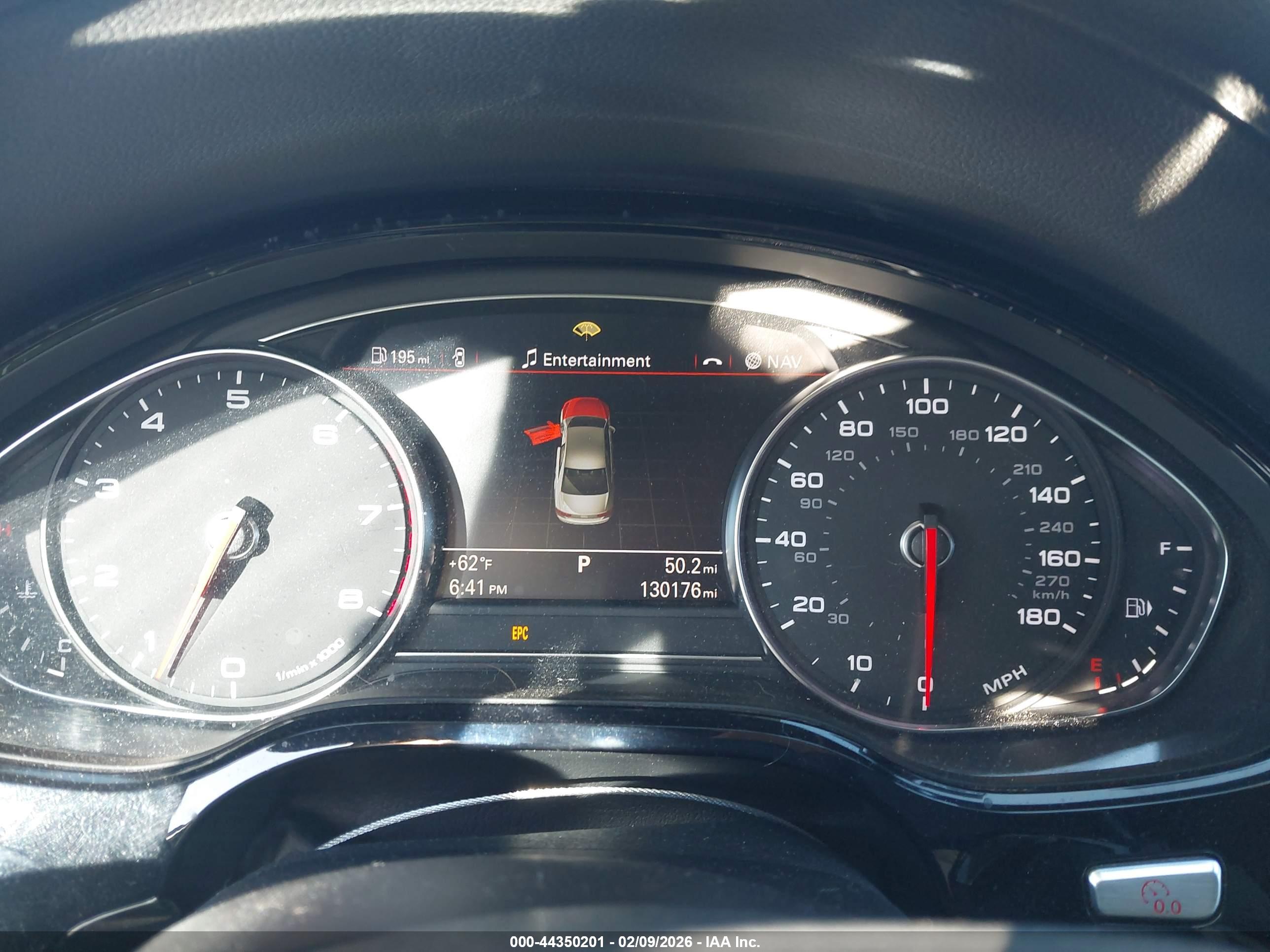 AUDI A8 image 7