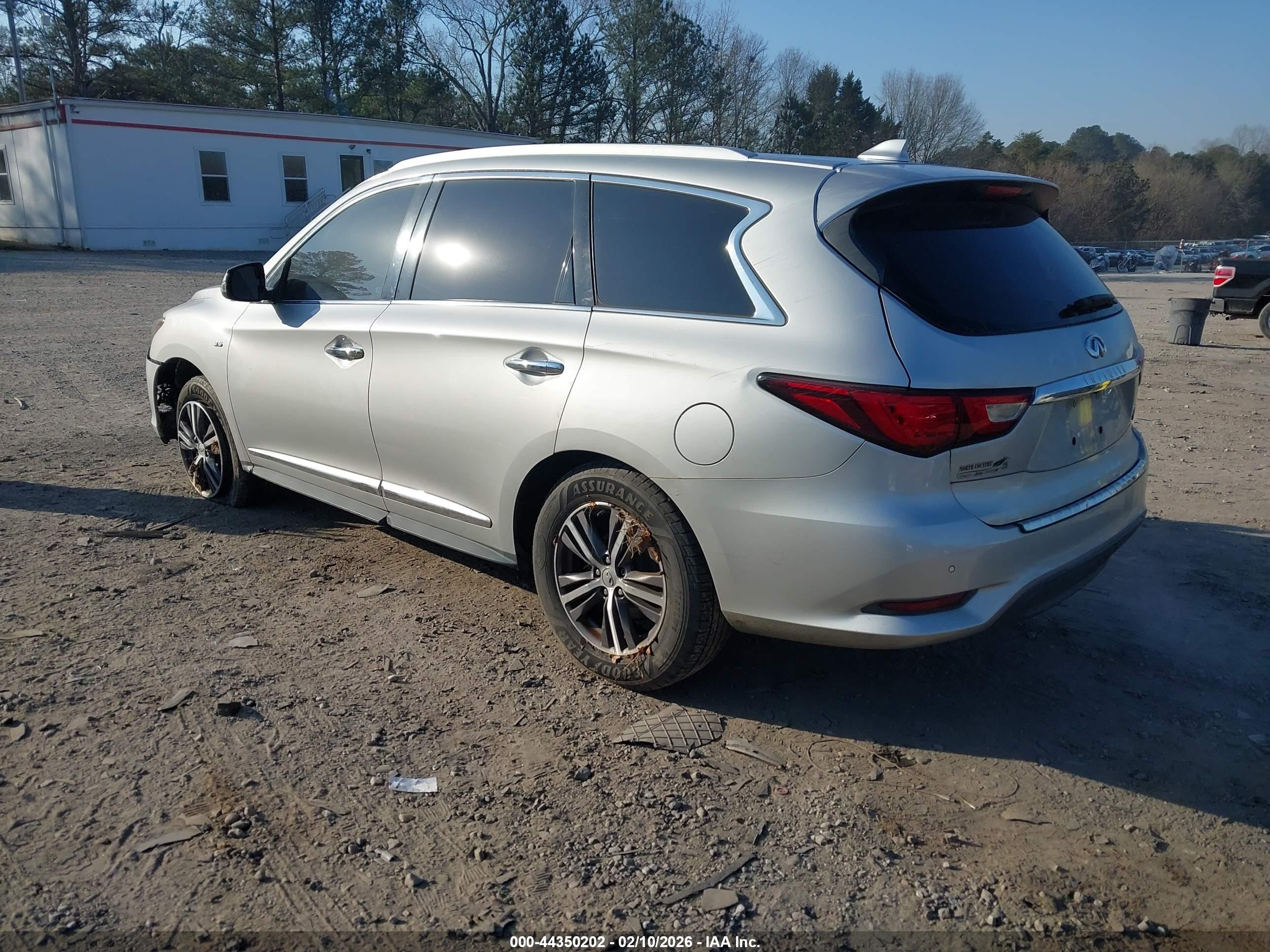 INFINITI QX60 image 3