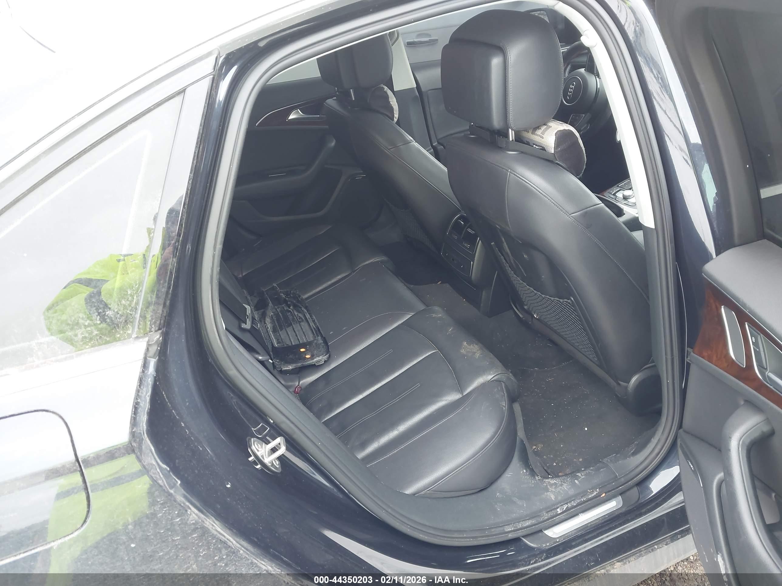 AUDI A6 image 8