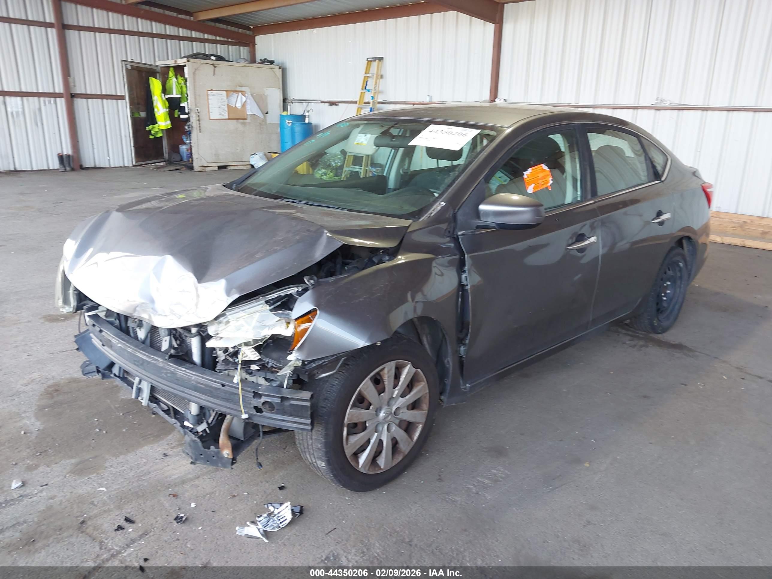 NISSAN SENTRA image 6