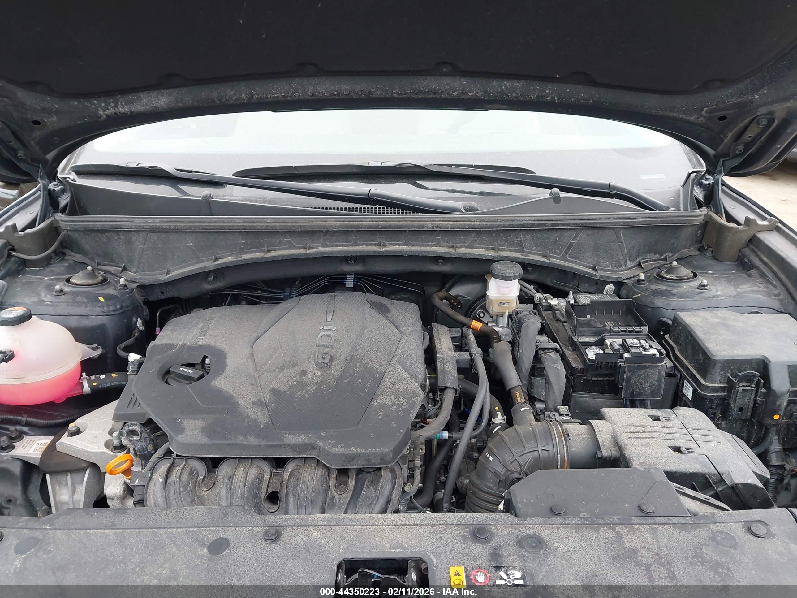 HYUNDAI TUCSON image 10