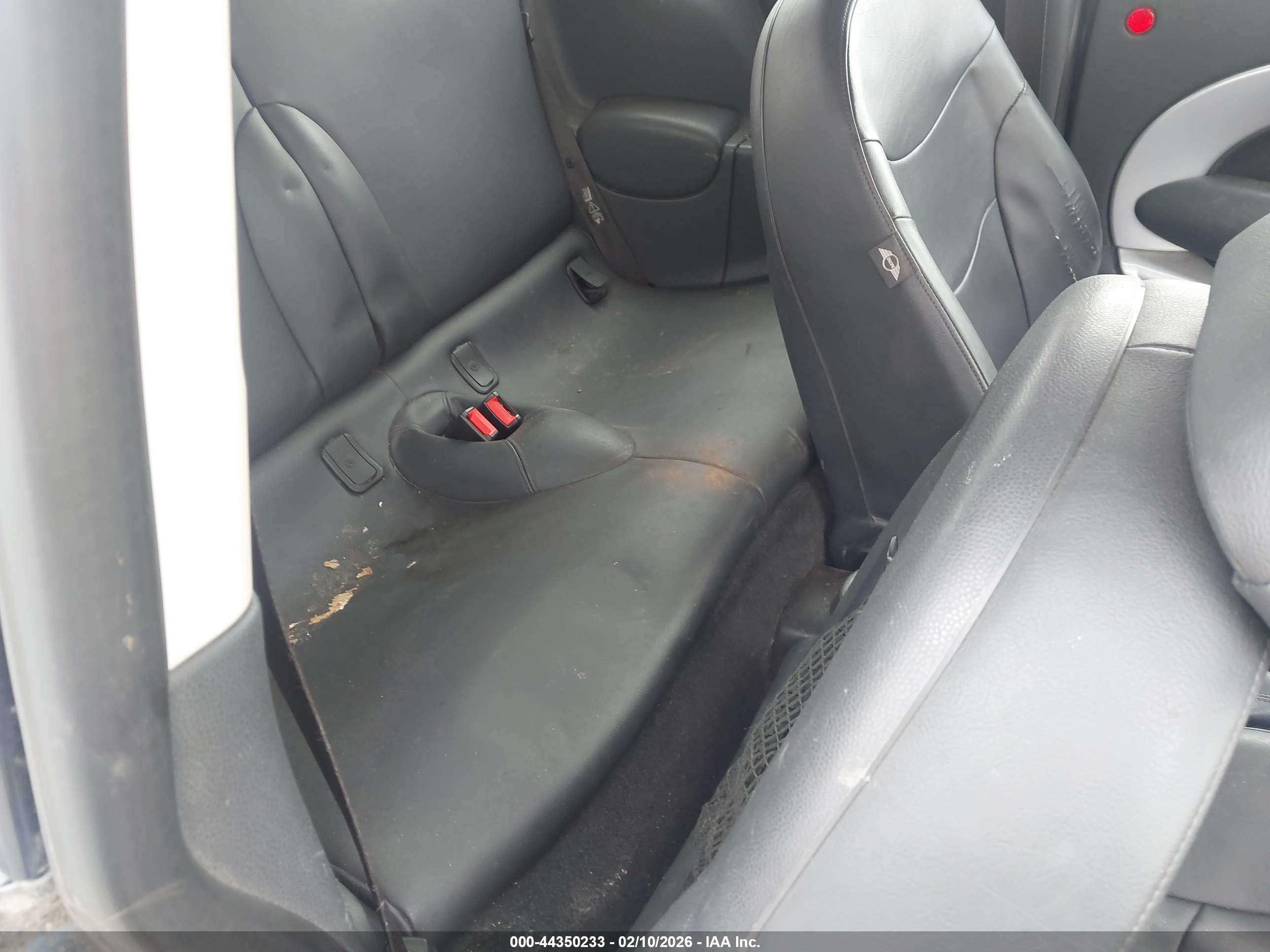 MINI COOPER image 8
