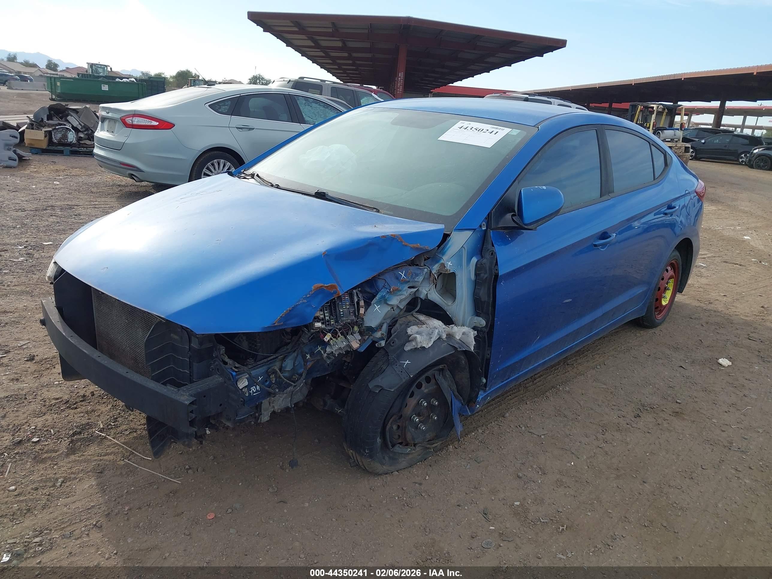 HYUNDAI ELANTRA image 6
