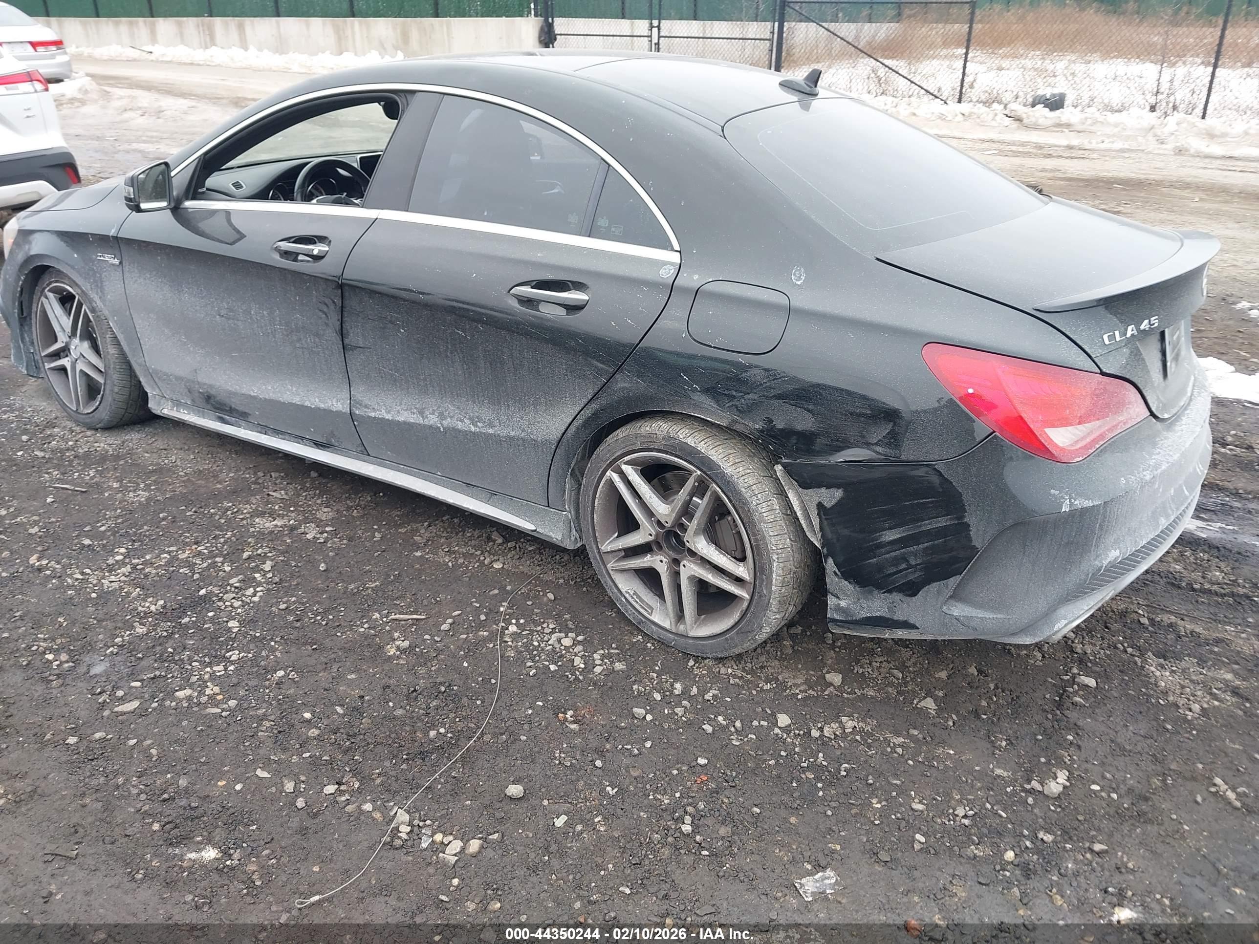 MERCEDES-BENZ CLA image 3