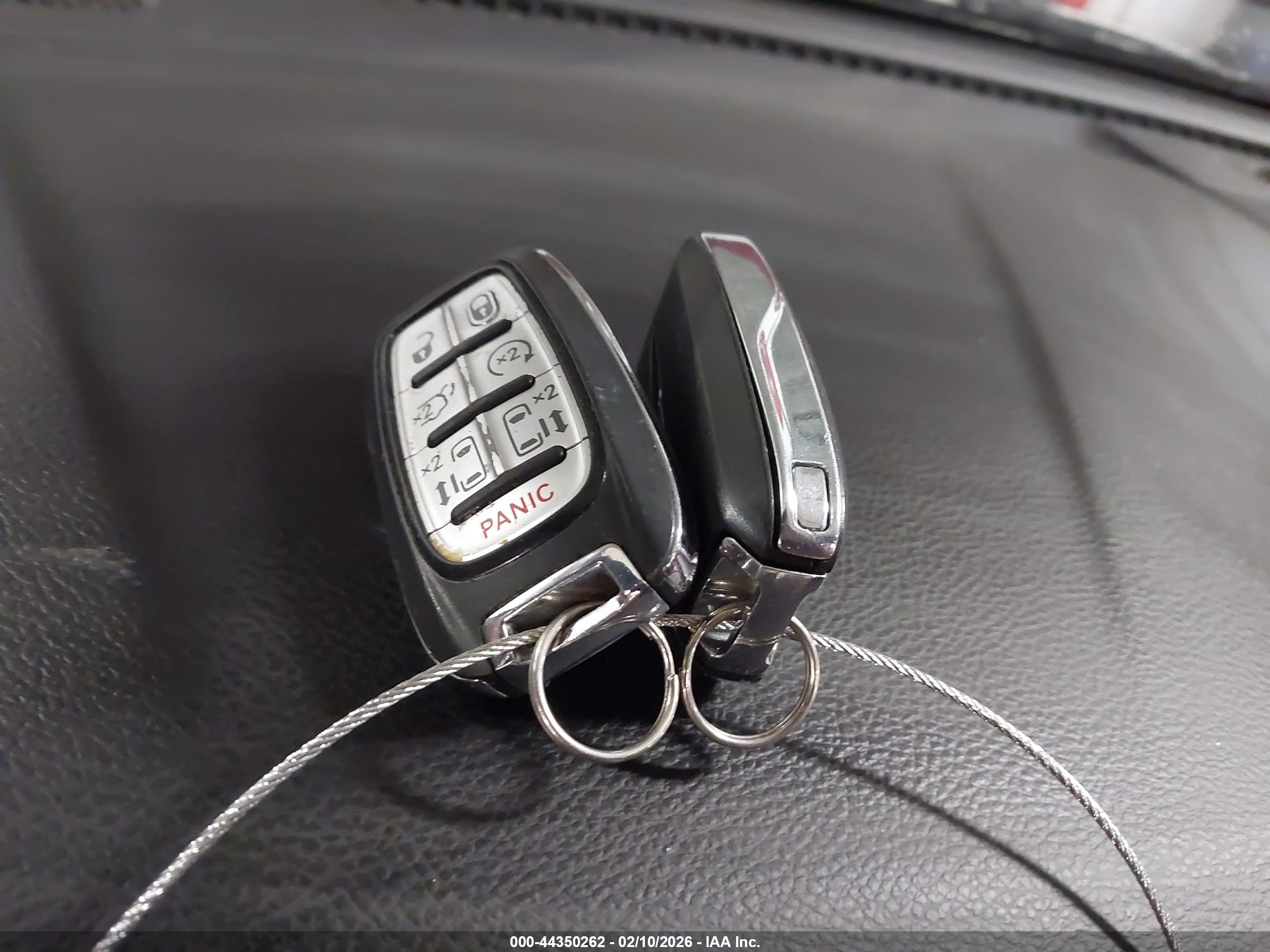 CHRYSLER PACIFICA image 11