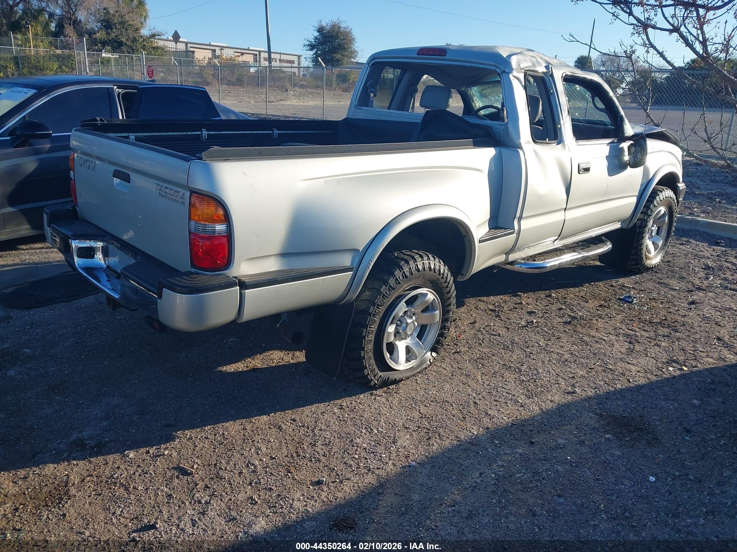 TOYOTA TACOMA image 4