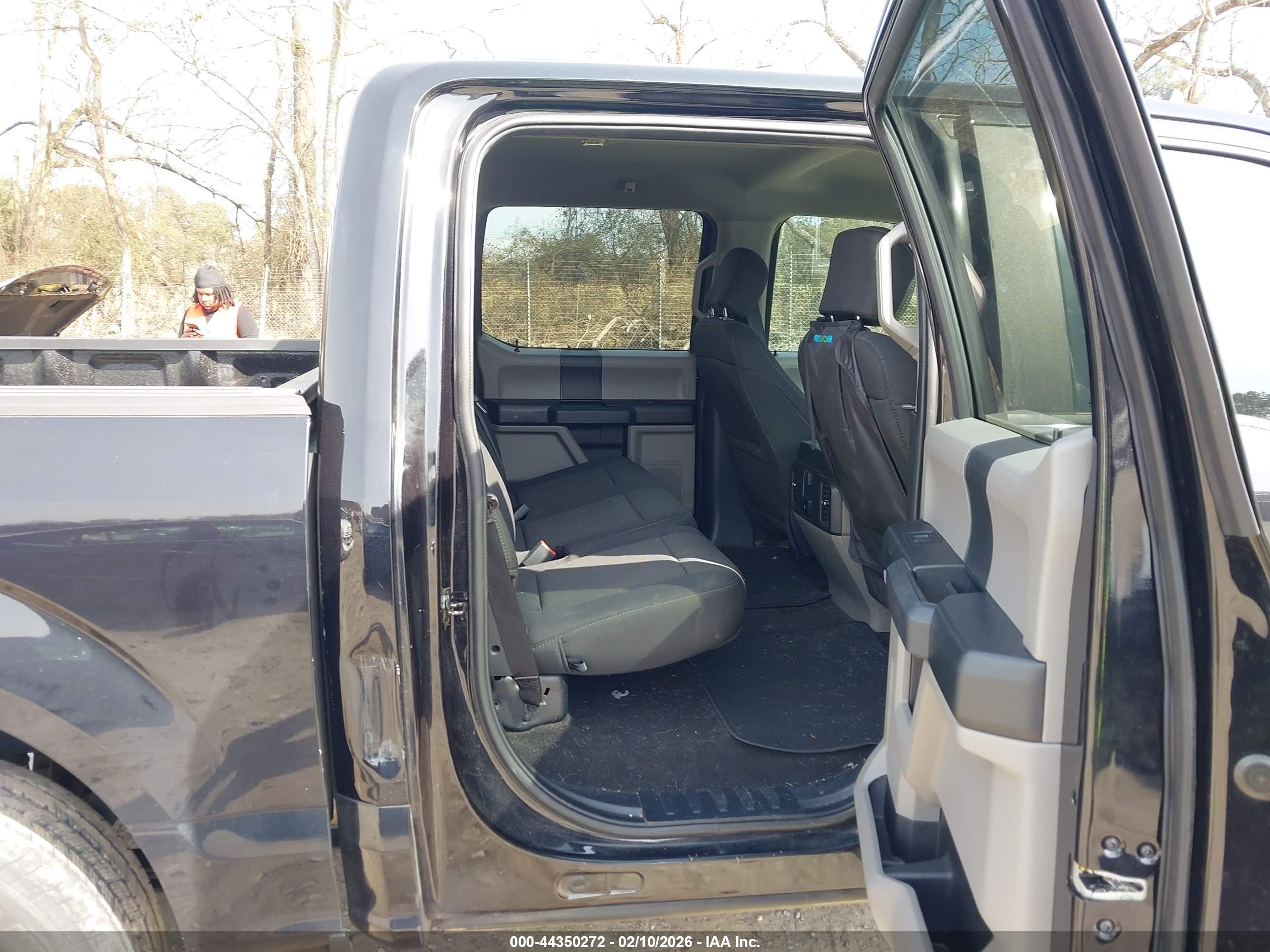 FORD F-150 image 8