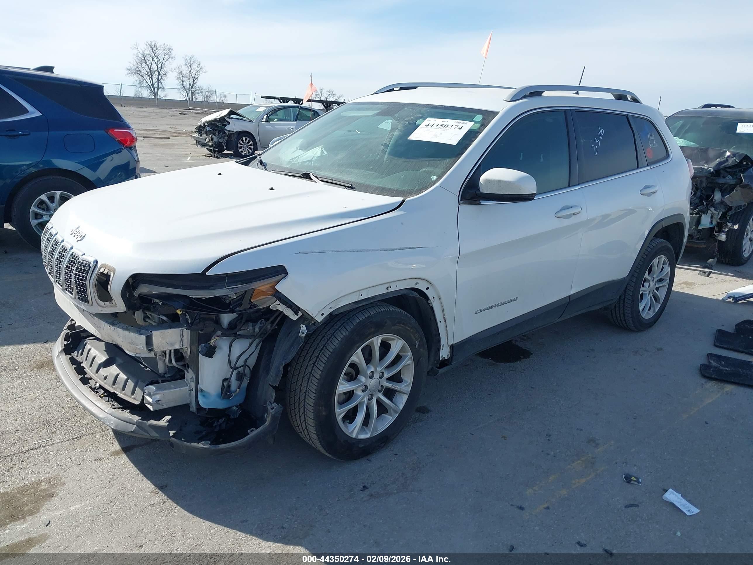 JEEP CHEROKEE image 2