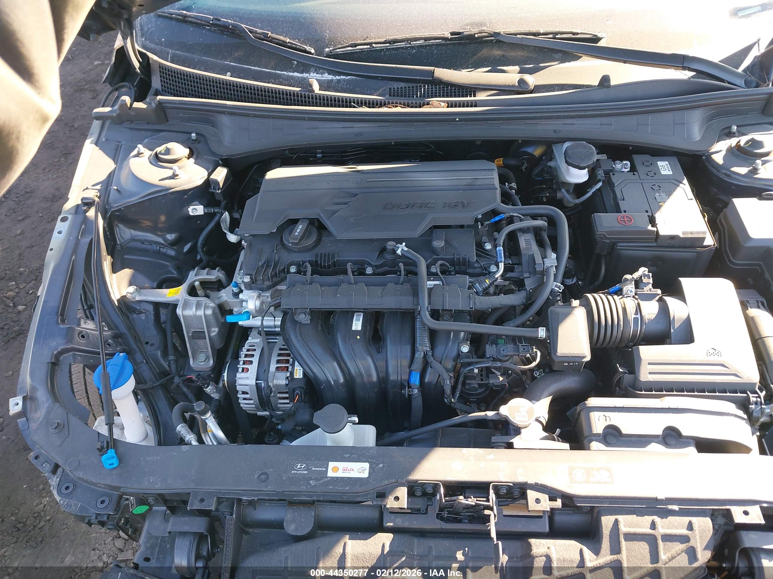 HYUNDAI ELANTRA image 10