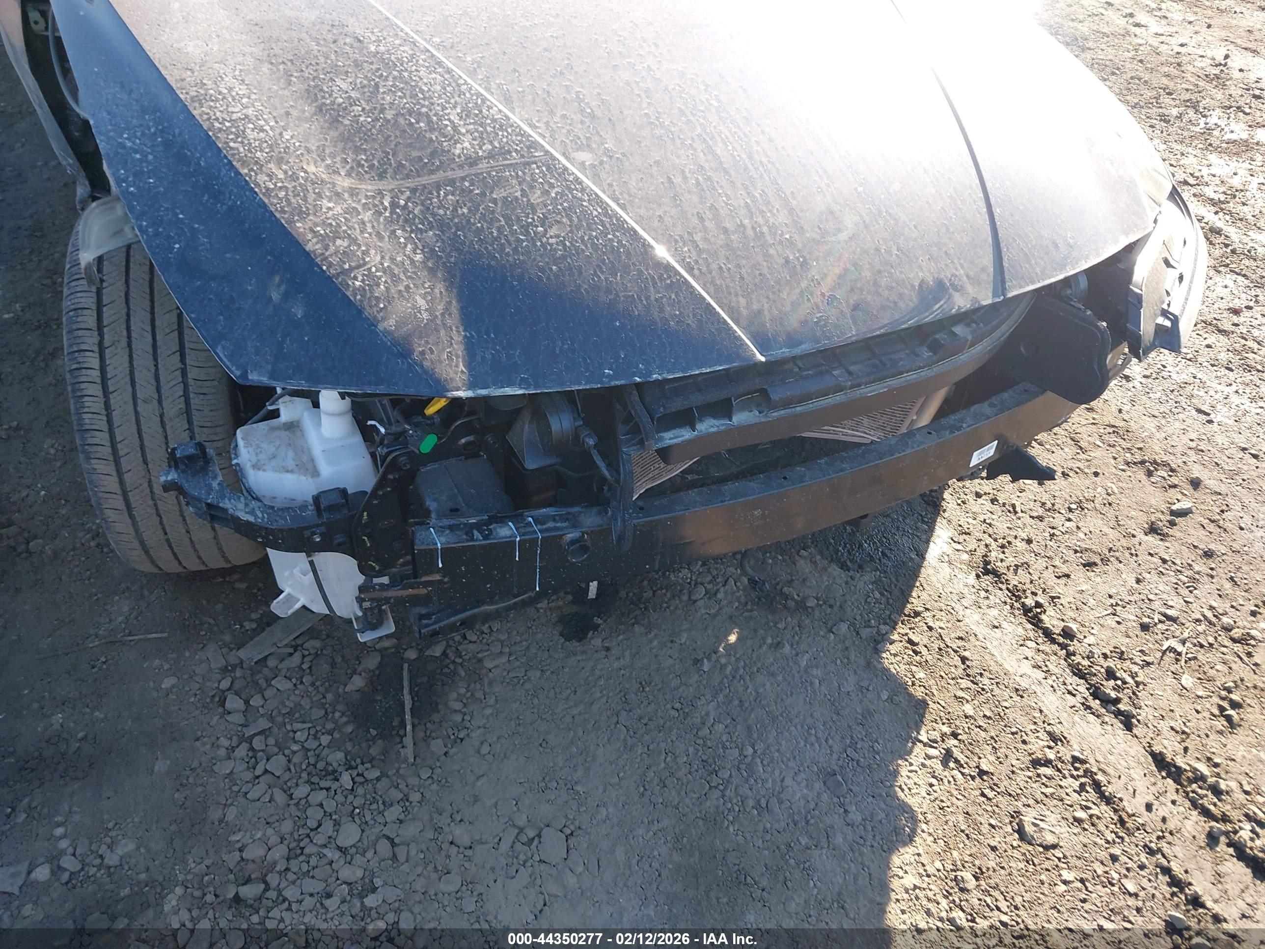 HYUNDAI ELANTRA image 6