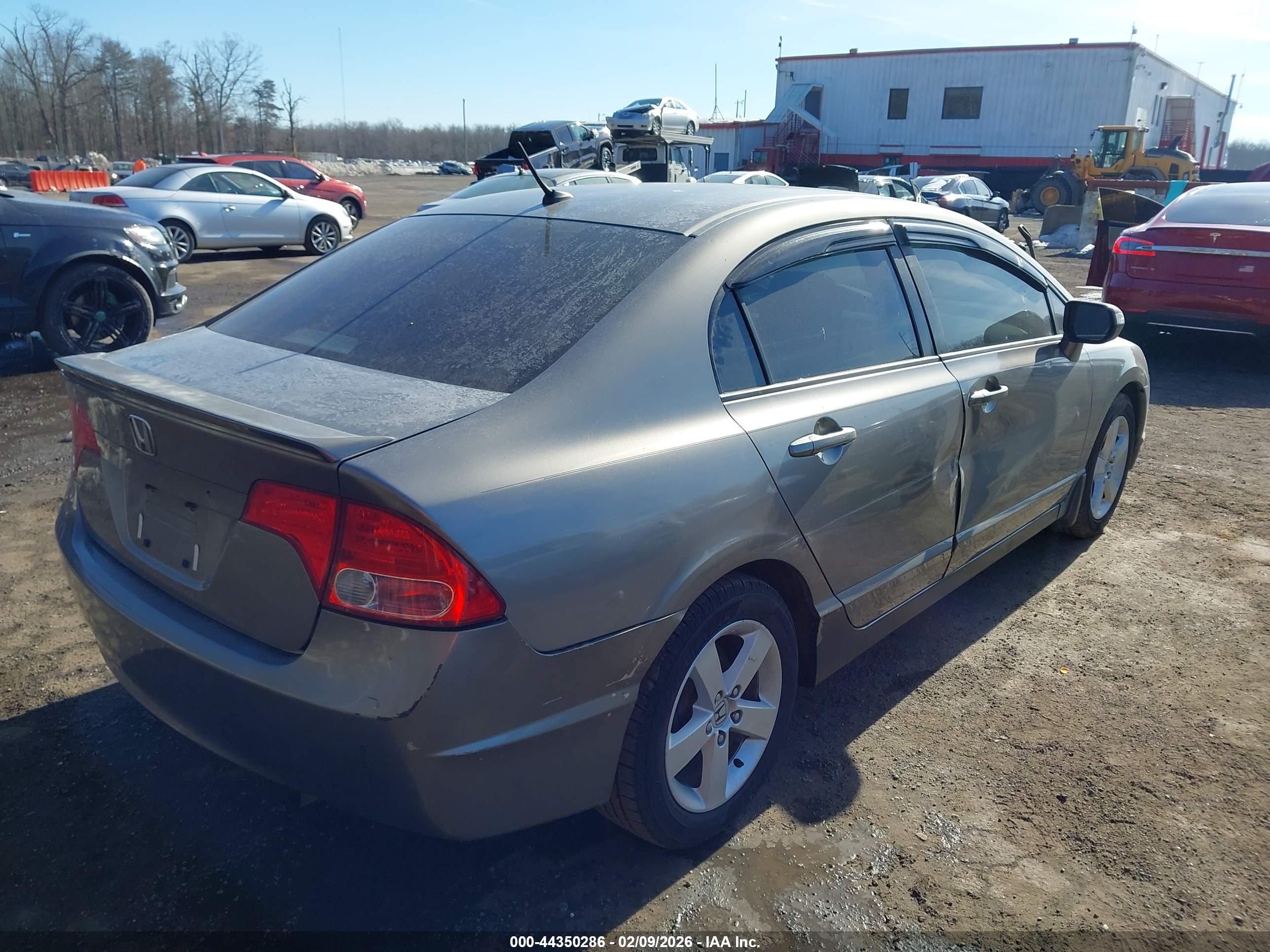 HONDA CIVIC image 4