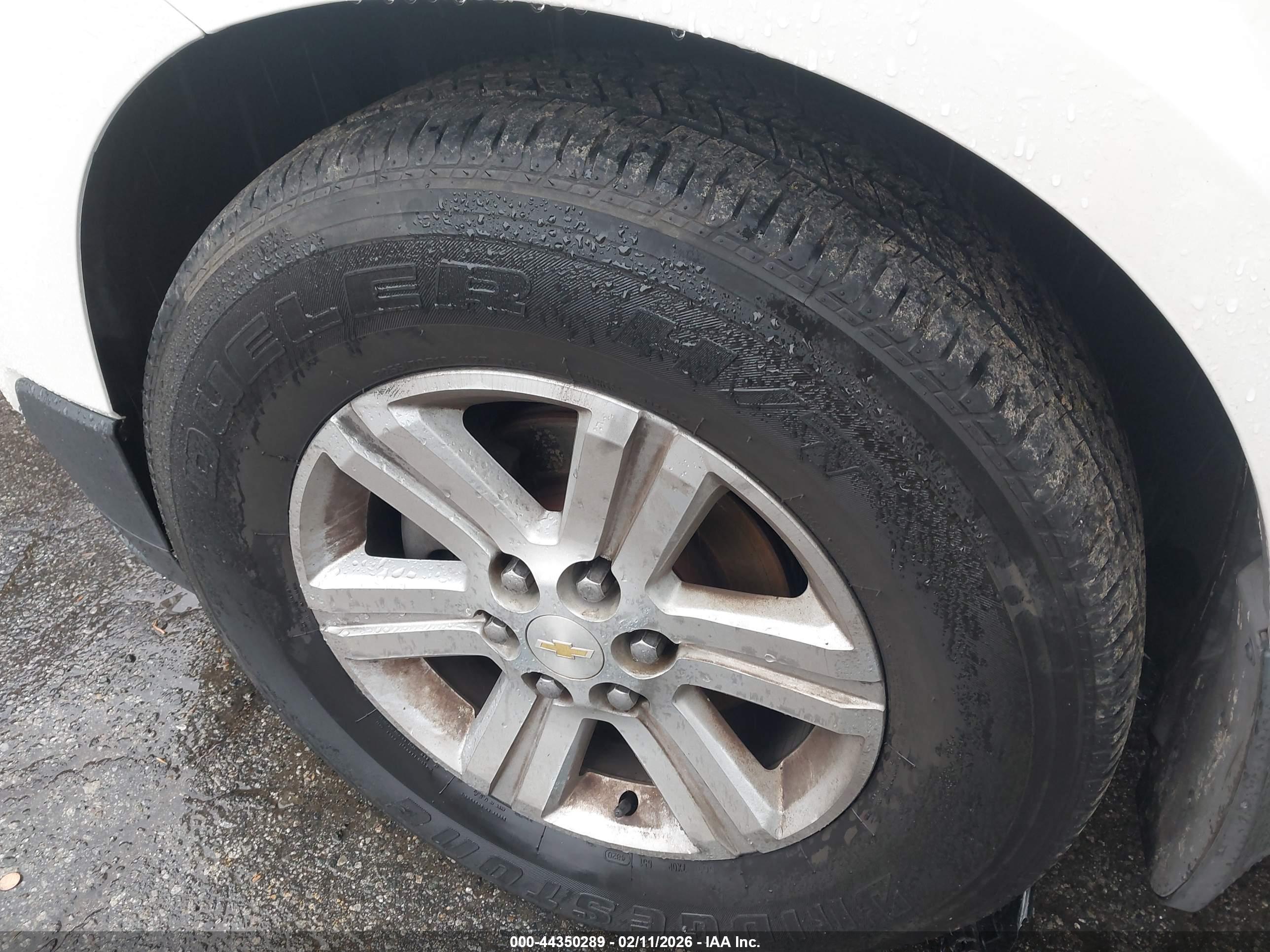 CHEVROLET TRAVERSE image 6
