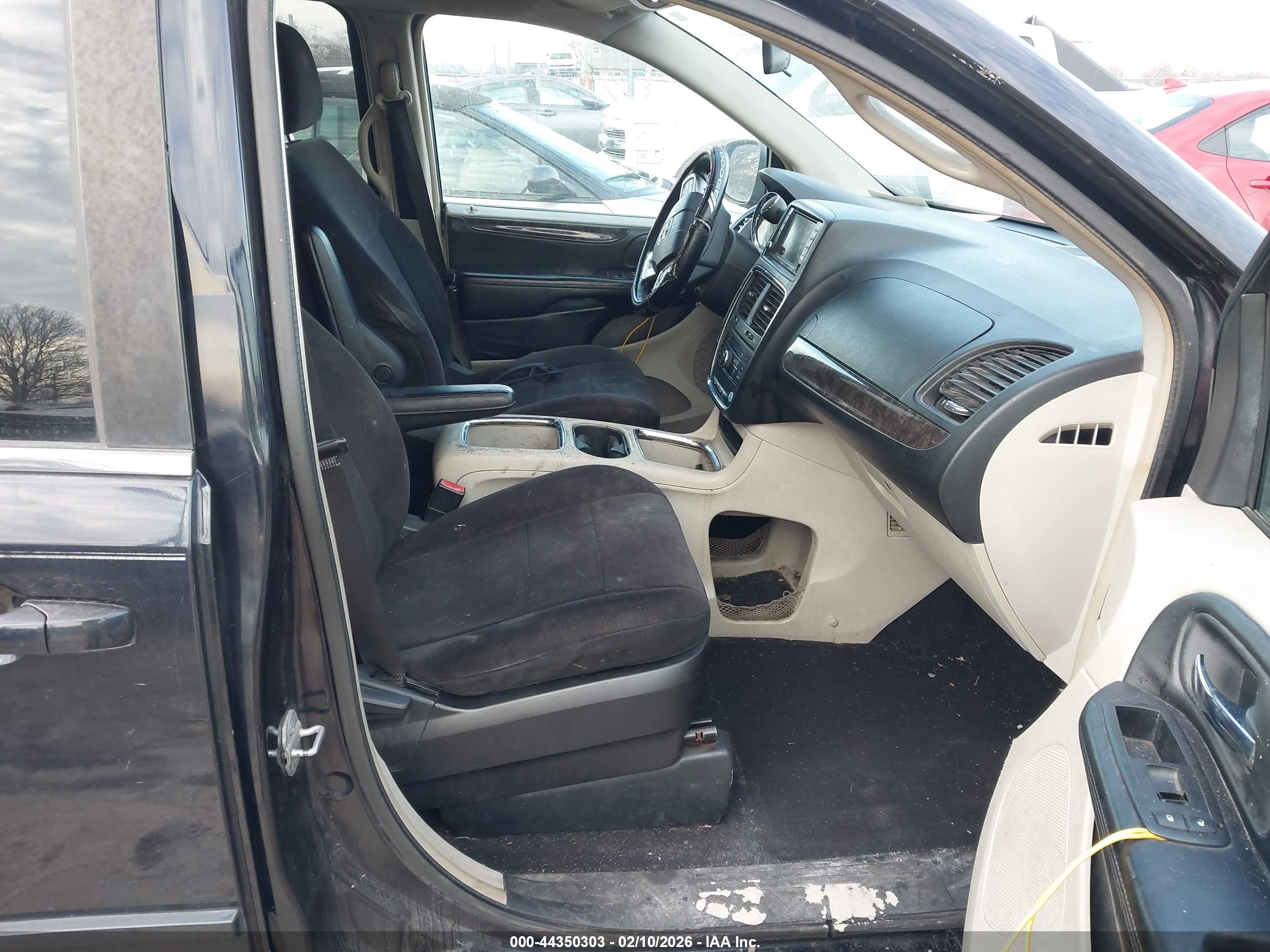 DODGE GRAND image 5
