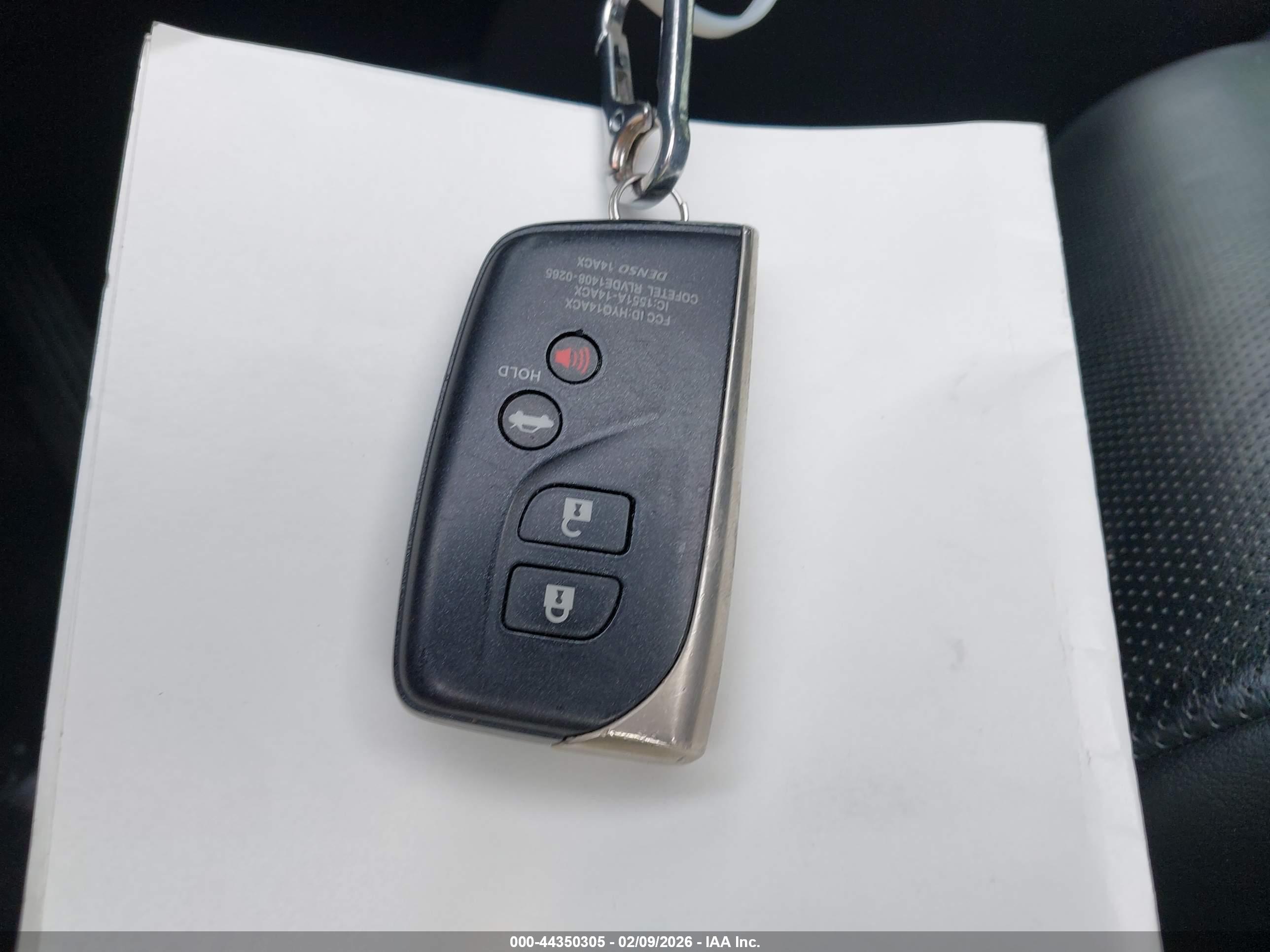 LEXUS LS image 11