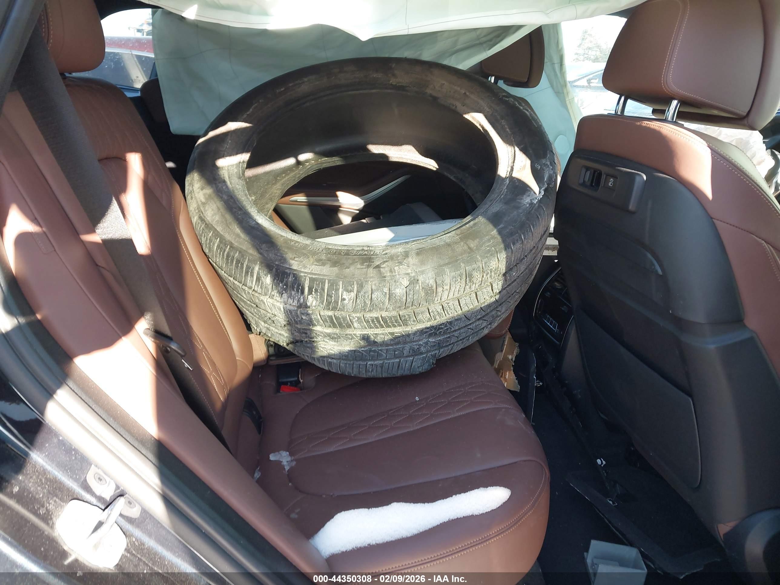 BMW X5 image 8
