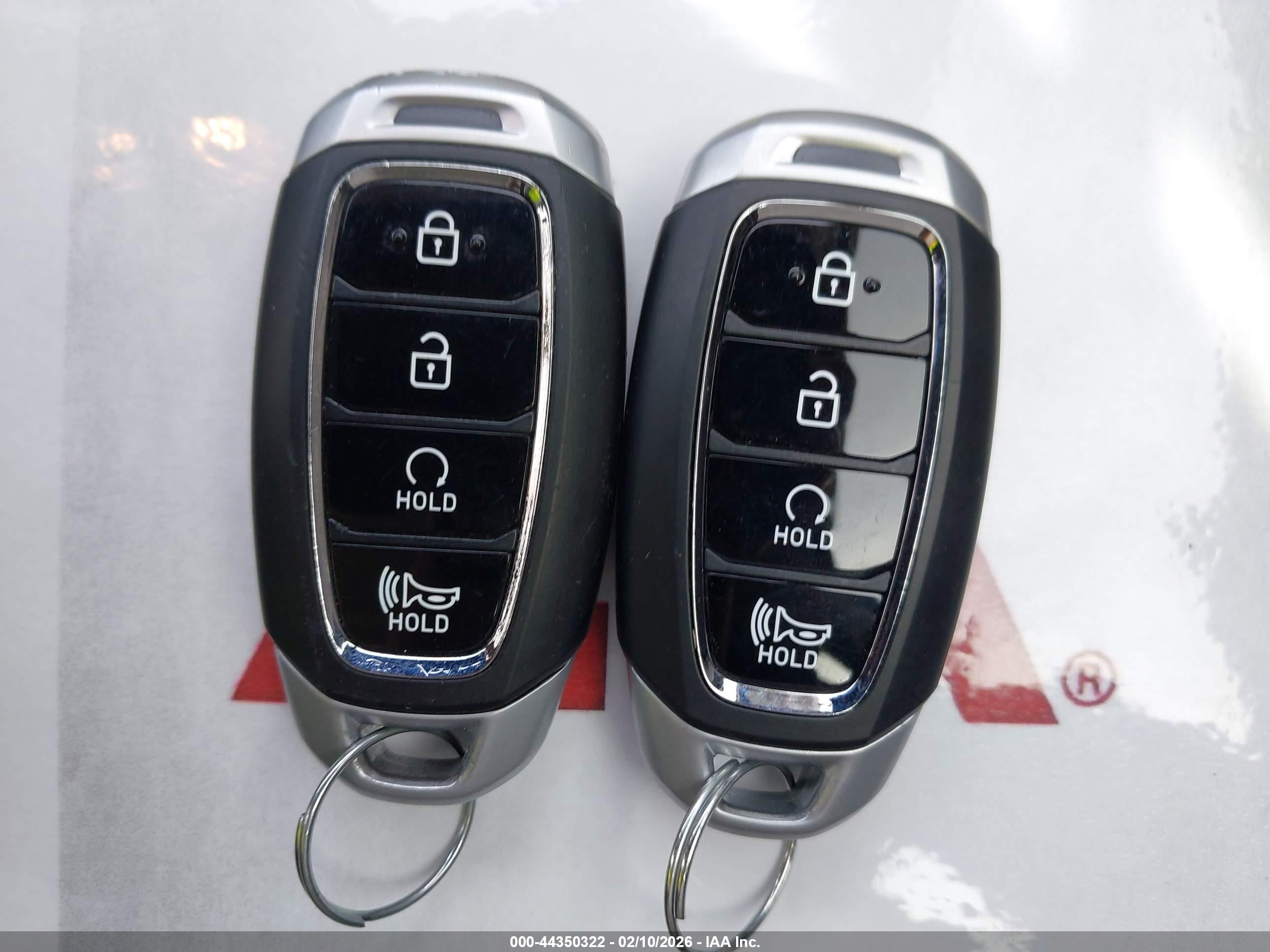HYUNDAI VENUE image 11
