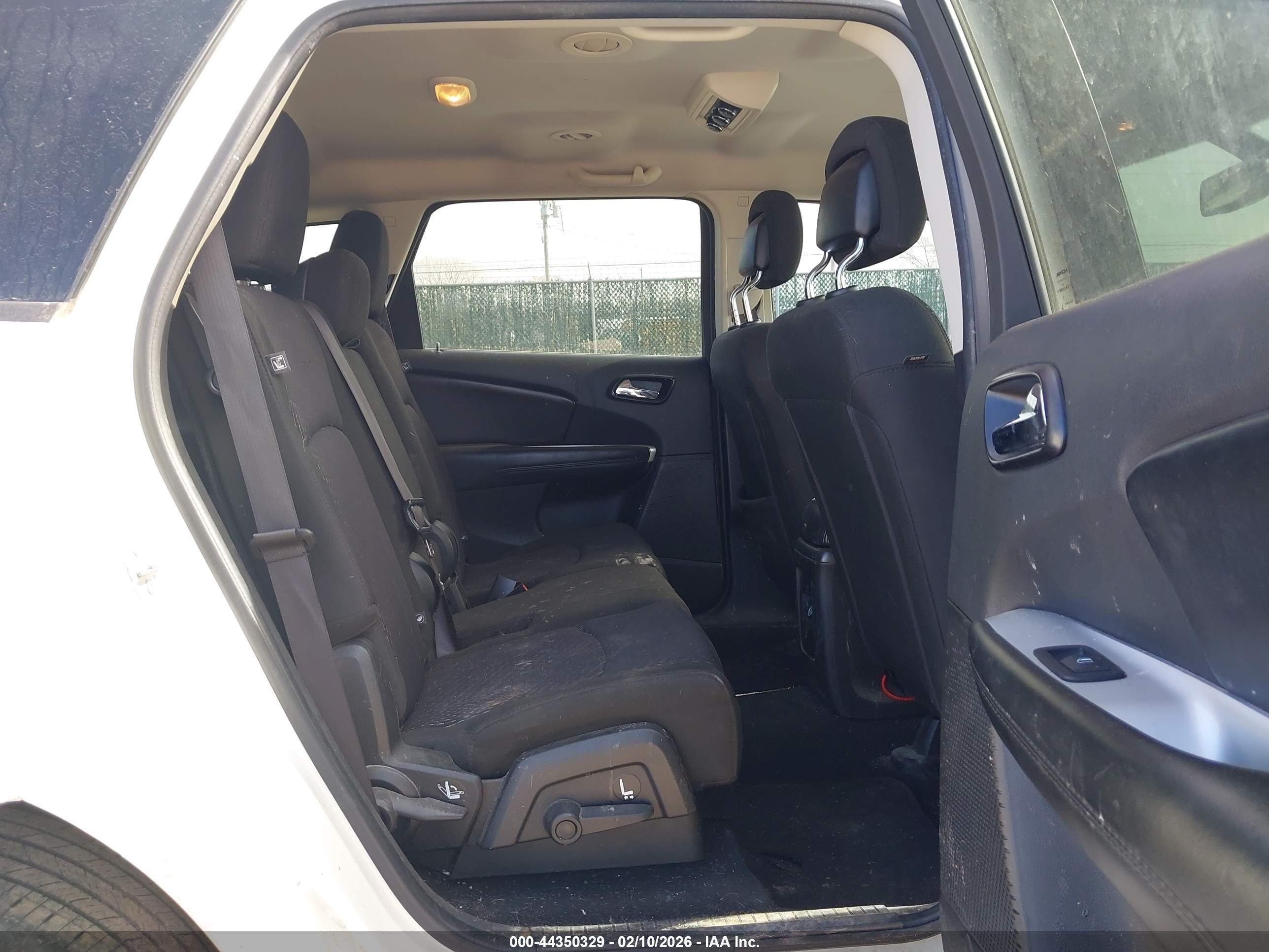 DODGE JOURNEY image 8