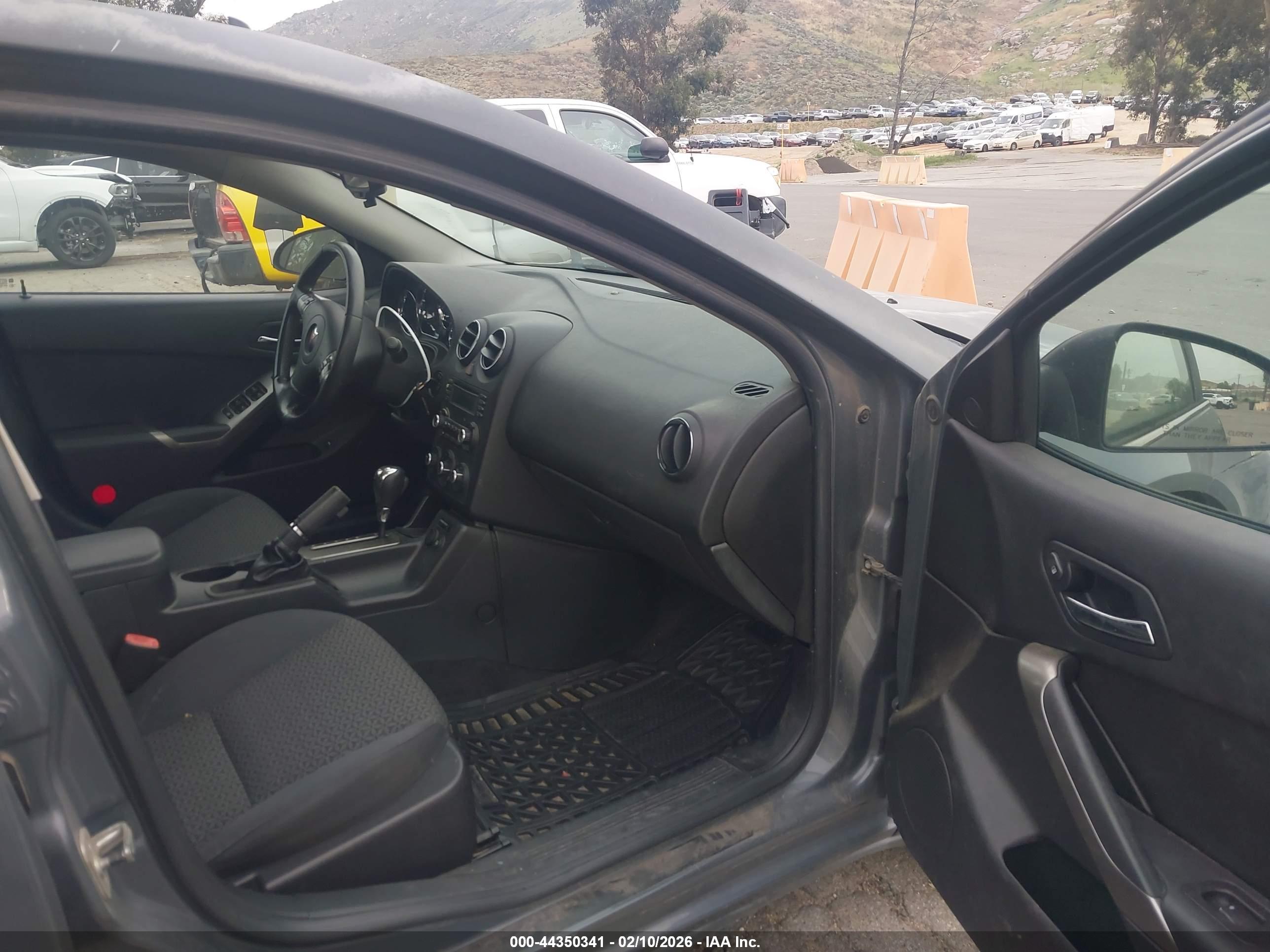 PONTIAC G6 image 5