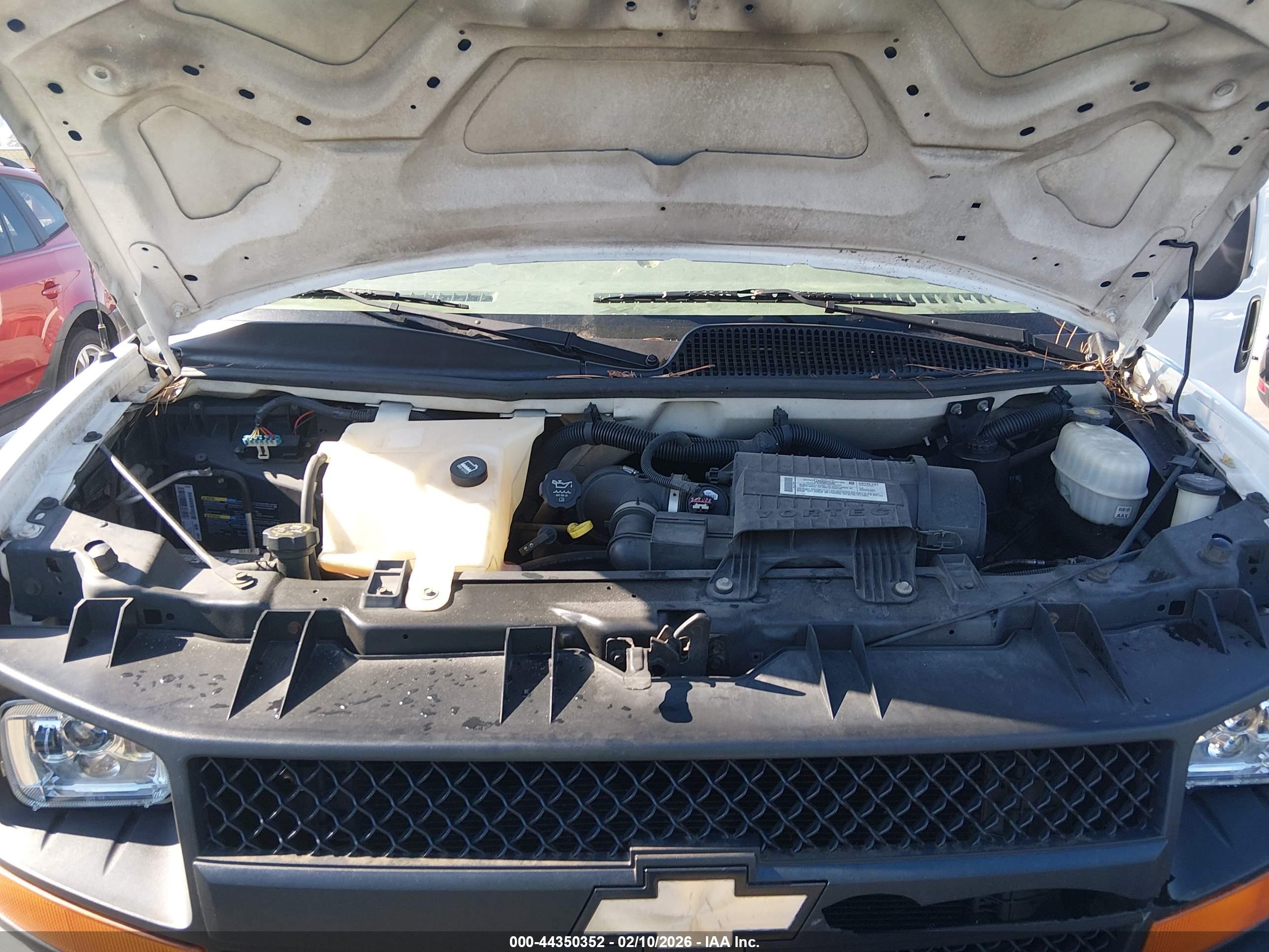 CHEVROLET EXPRESS image 10
