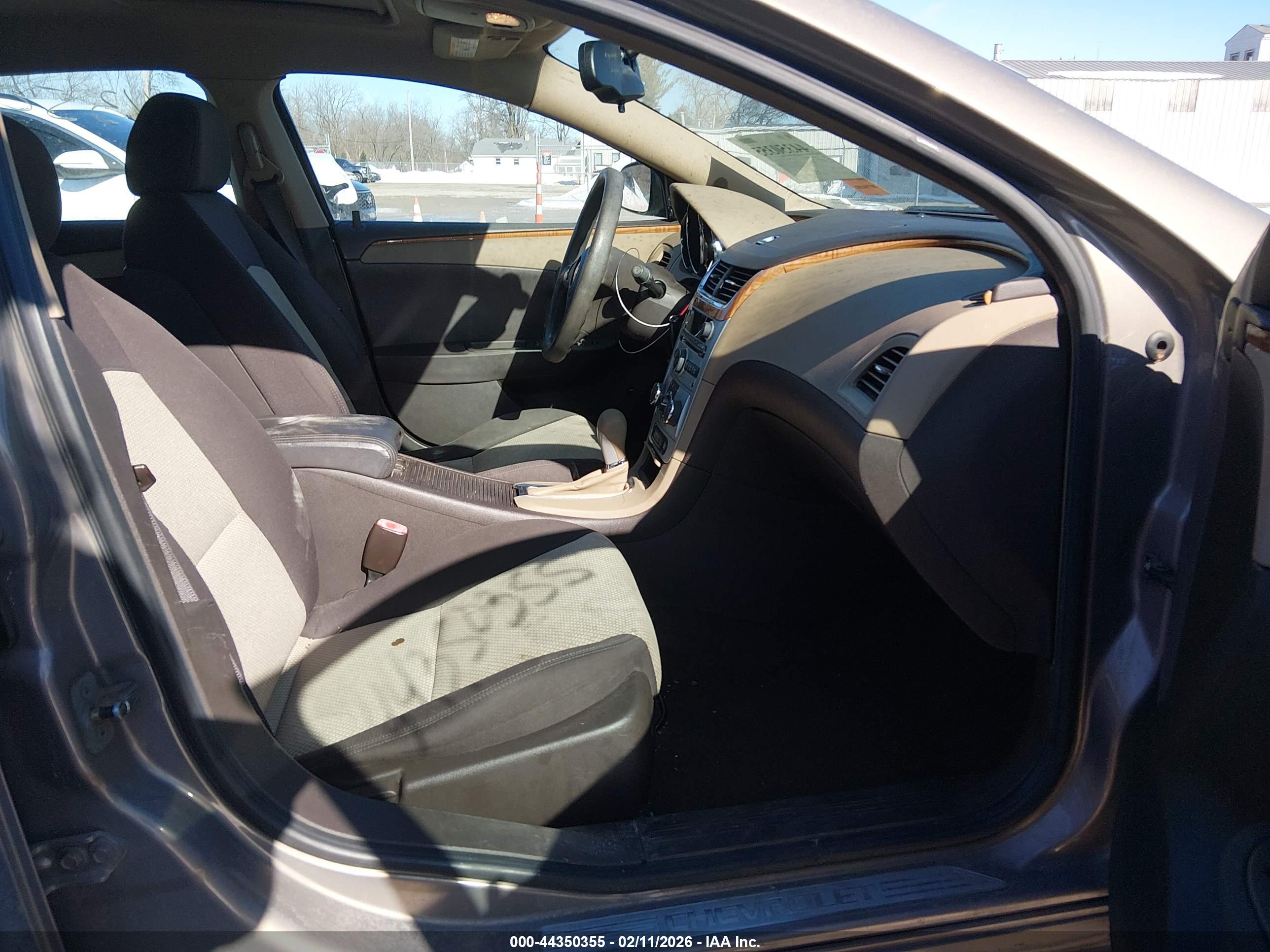 CHEVROLET MALIBU image 5