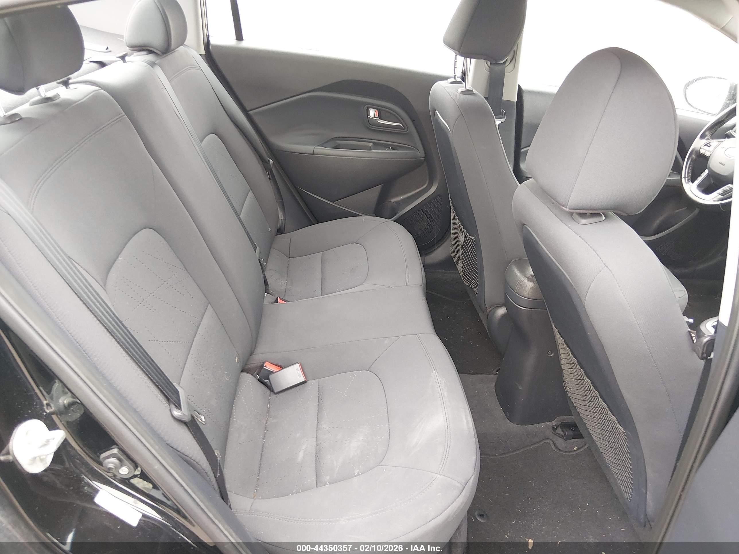 KIA RIO image 8
