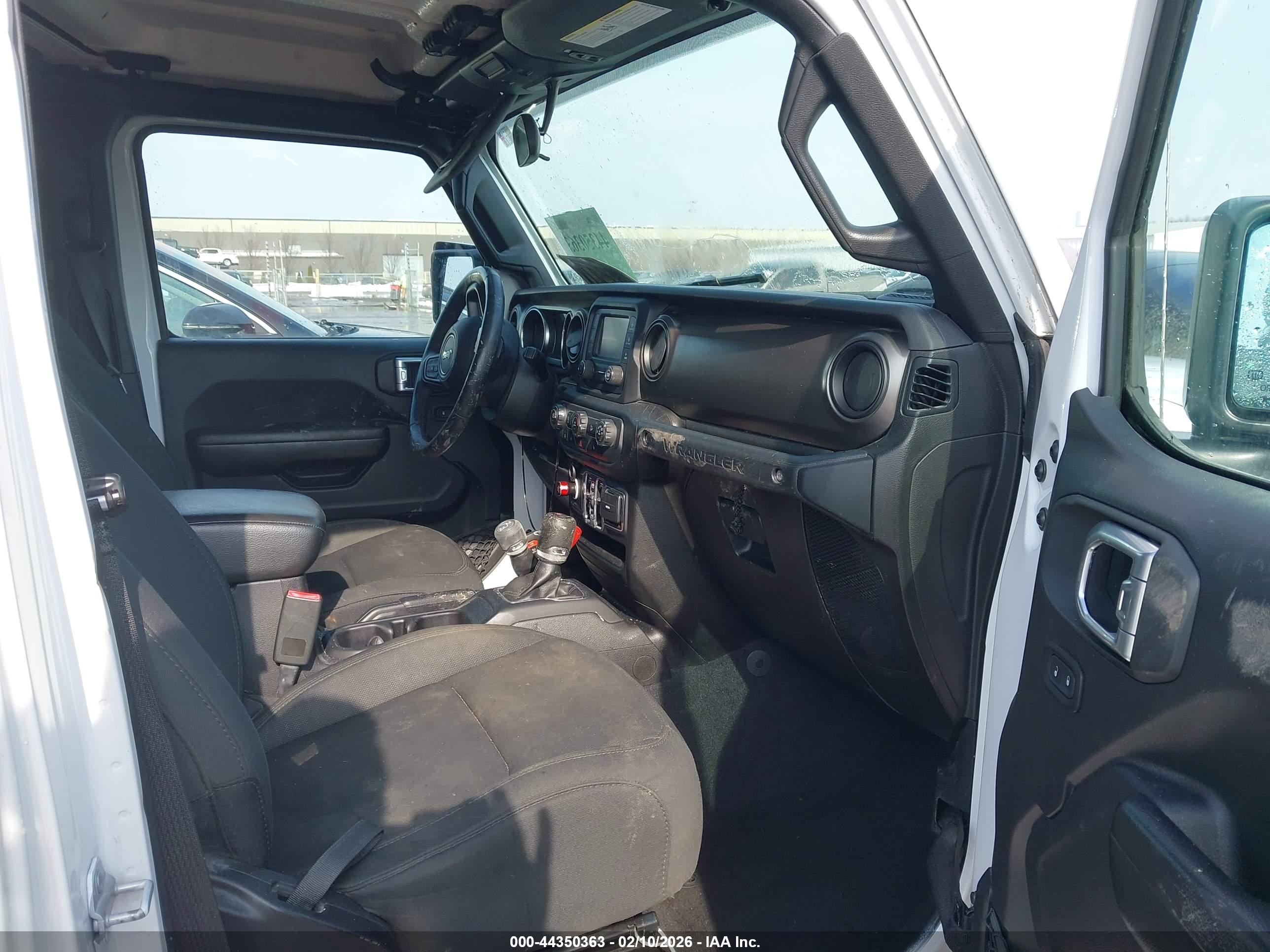JEEP WRANGLER image 5