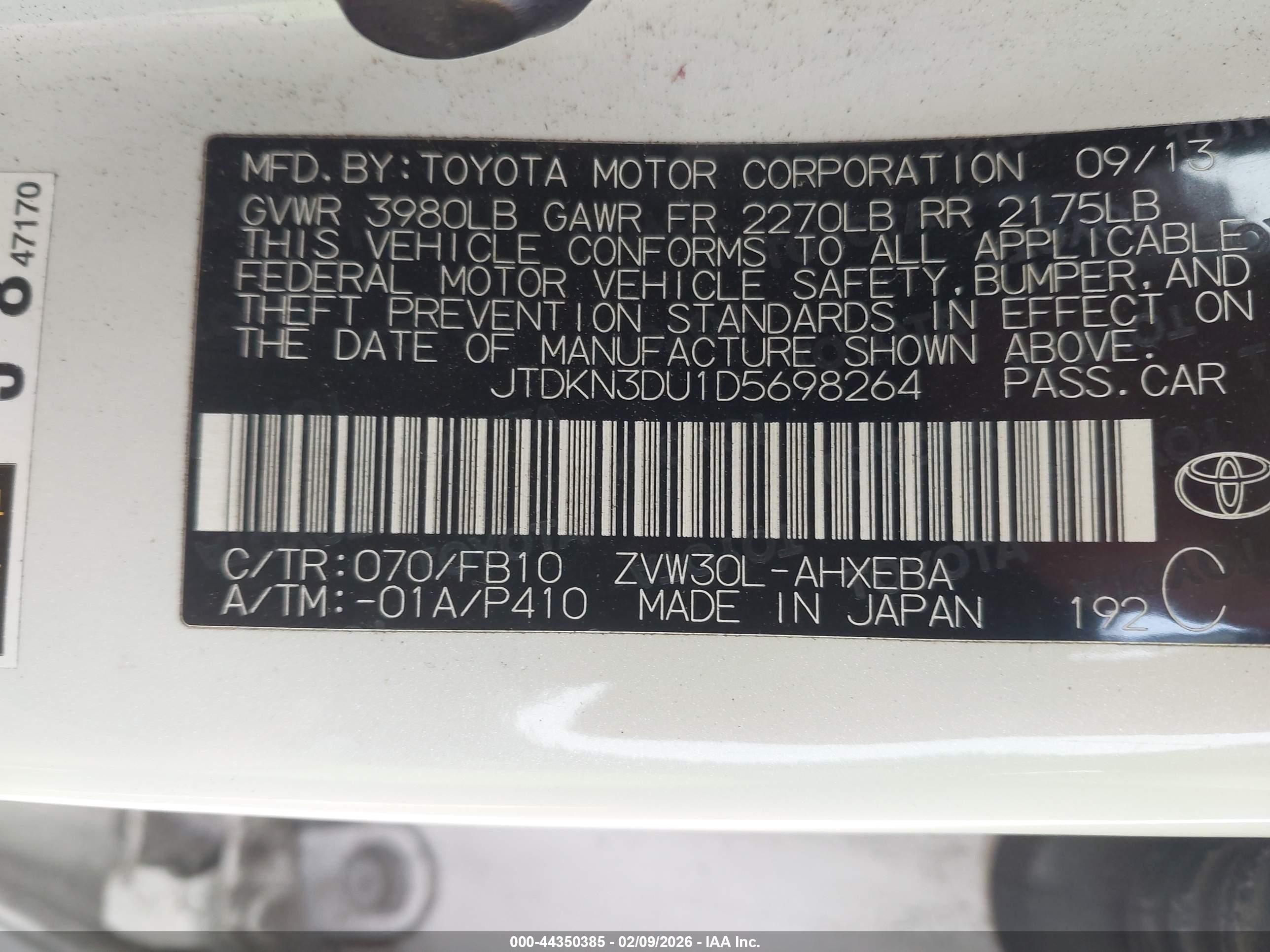 TOYOTA PRIUS image 9