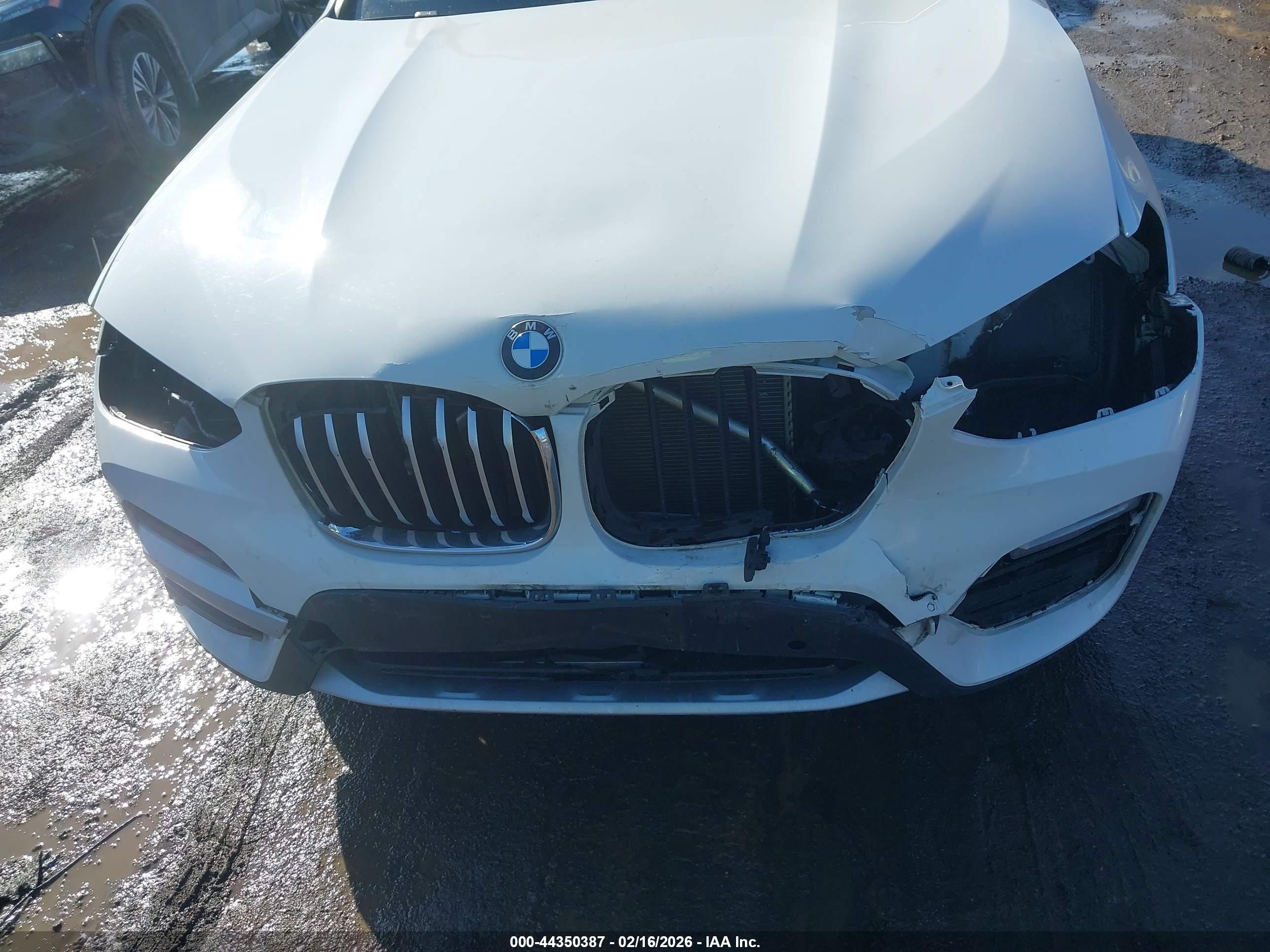 BMW X3 image 6
