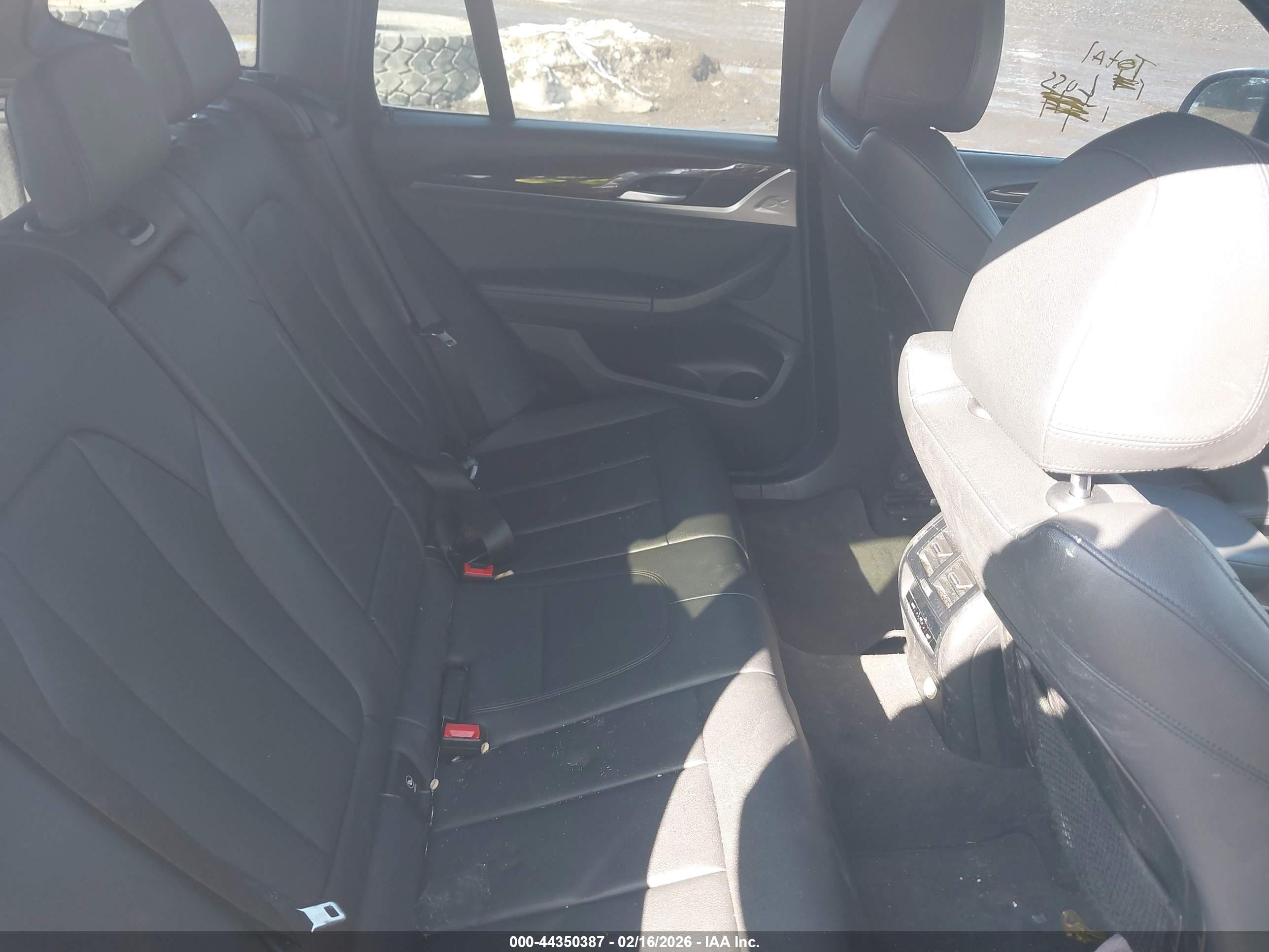 BMW X3 image 8