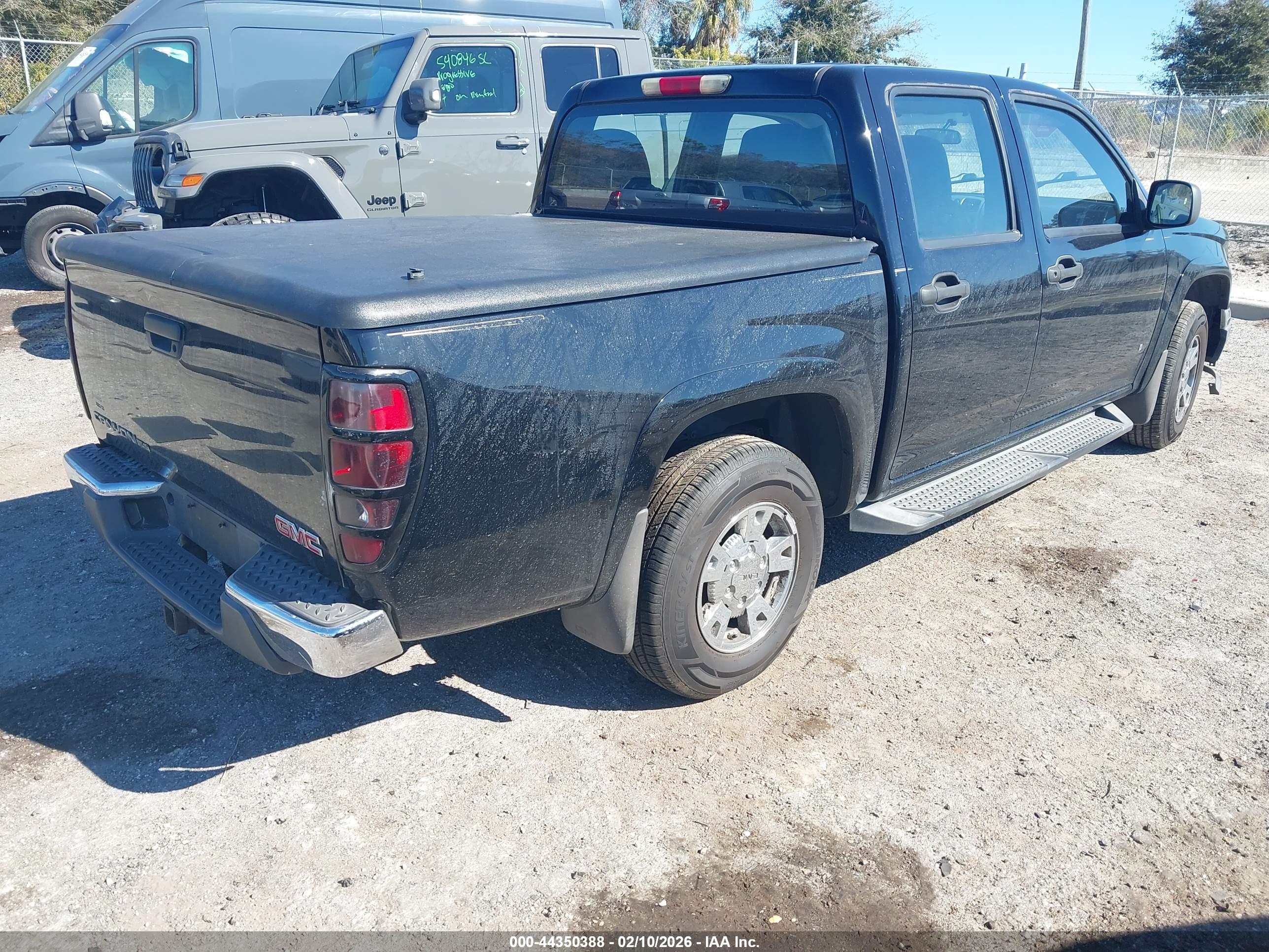 GMC CANYON image 4