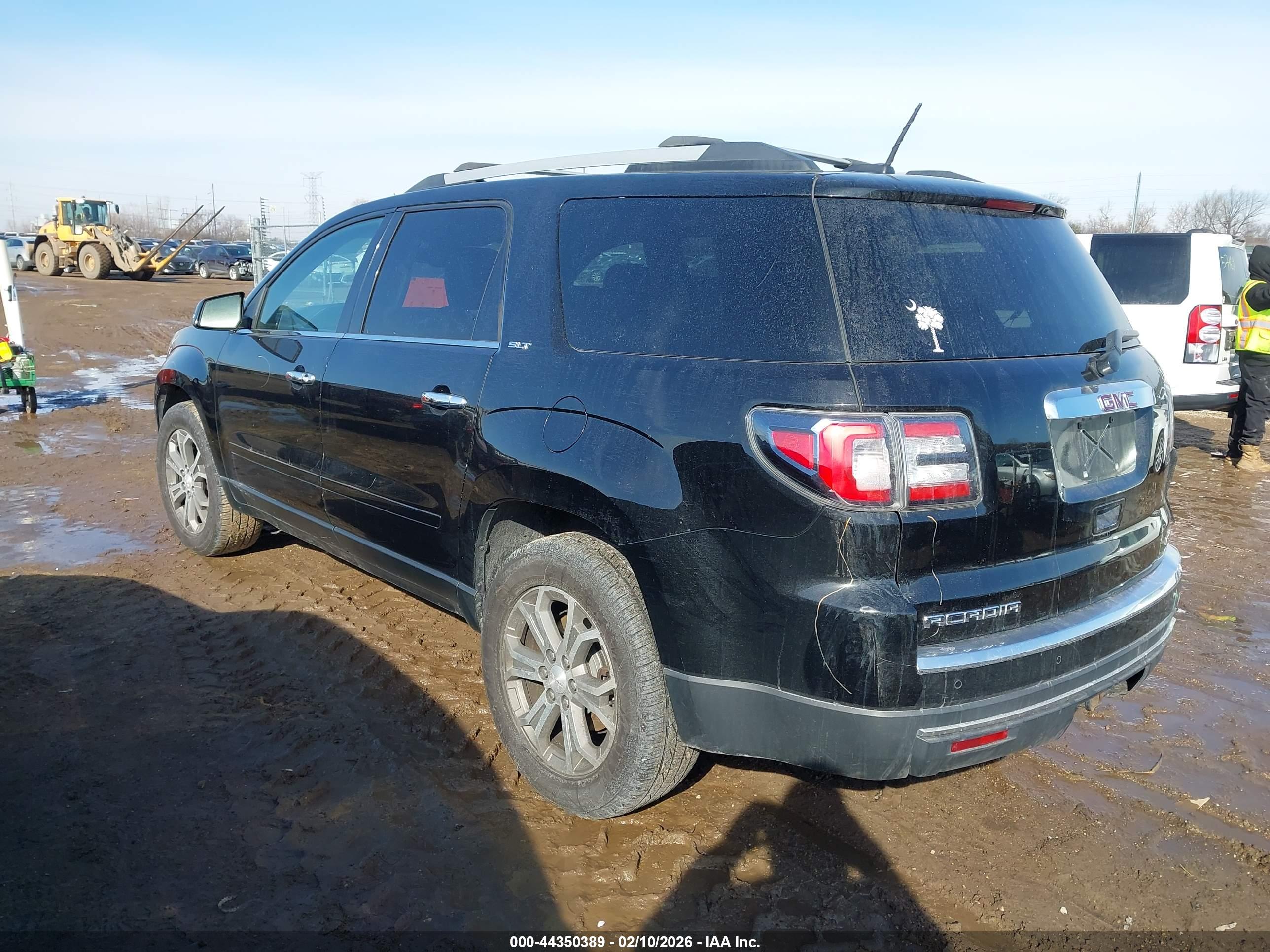 GMC ACADIA image 3
