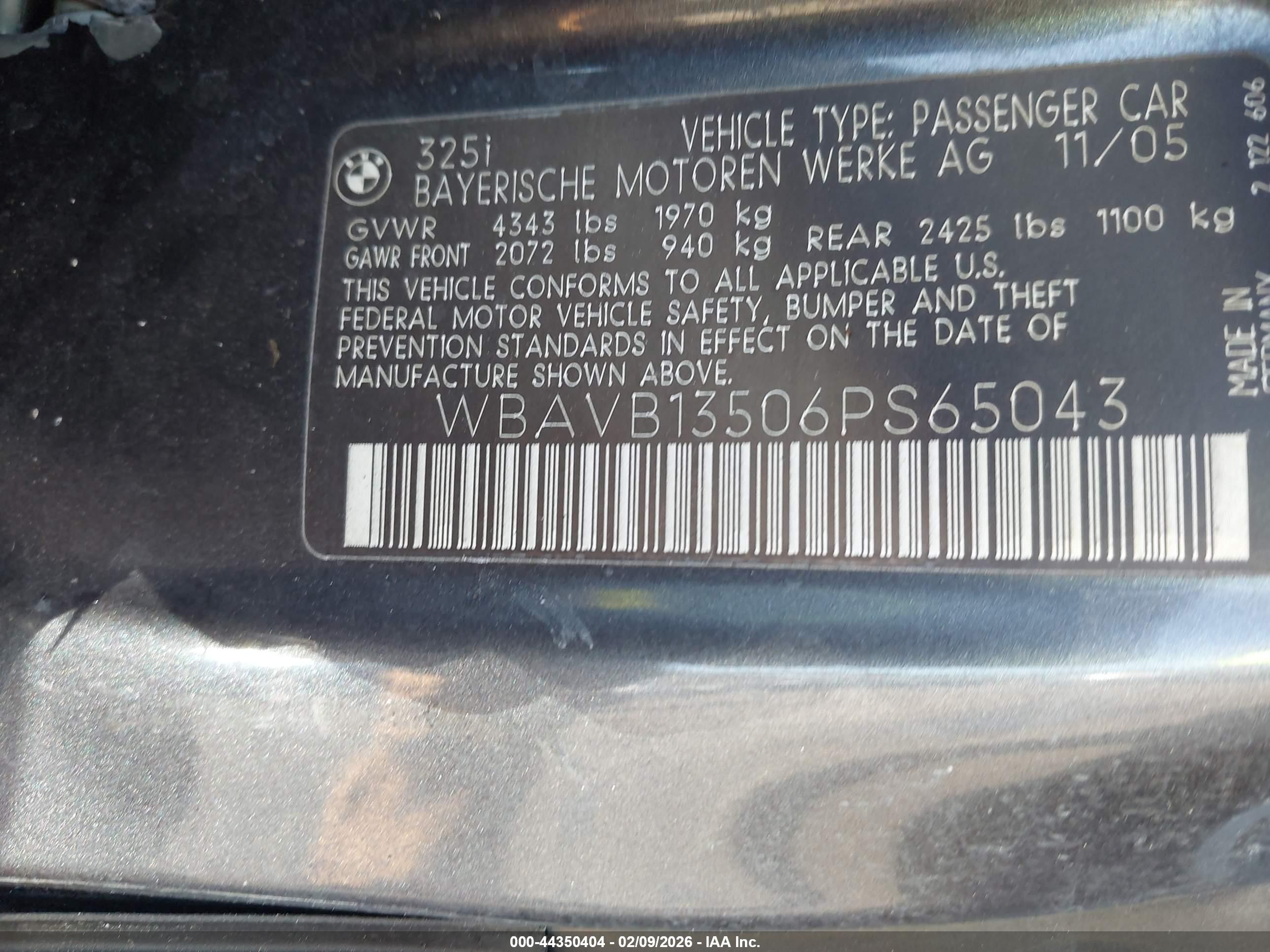 BMW 325I image 9