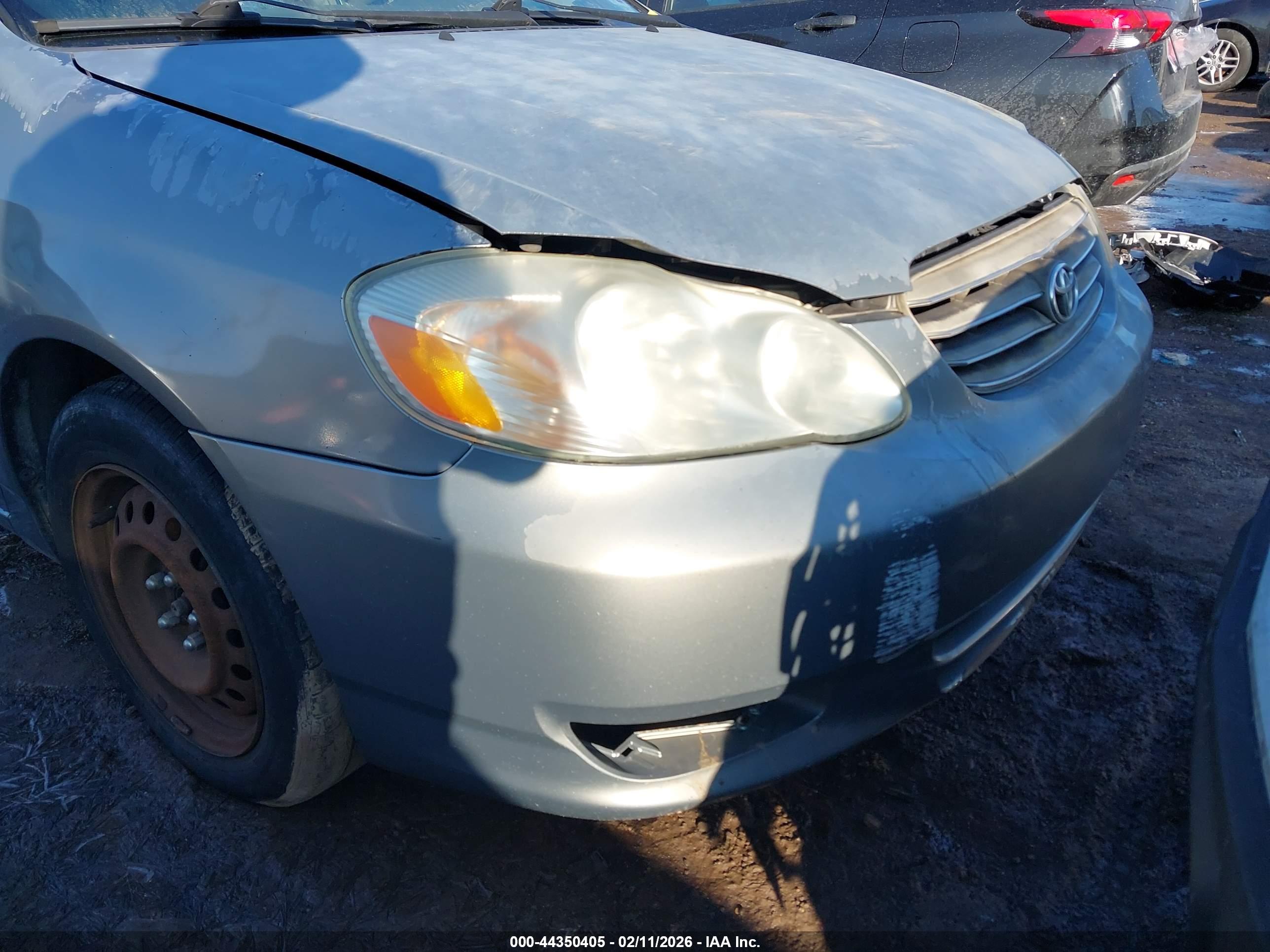 TOYOTA COROLLA image 6