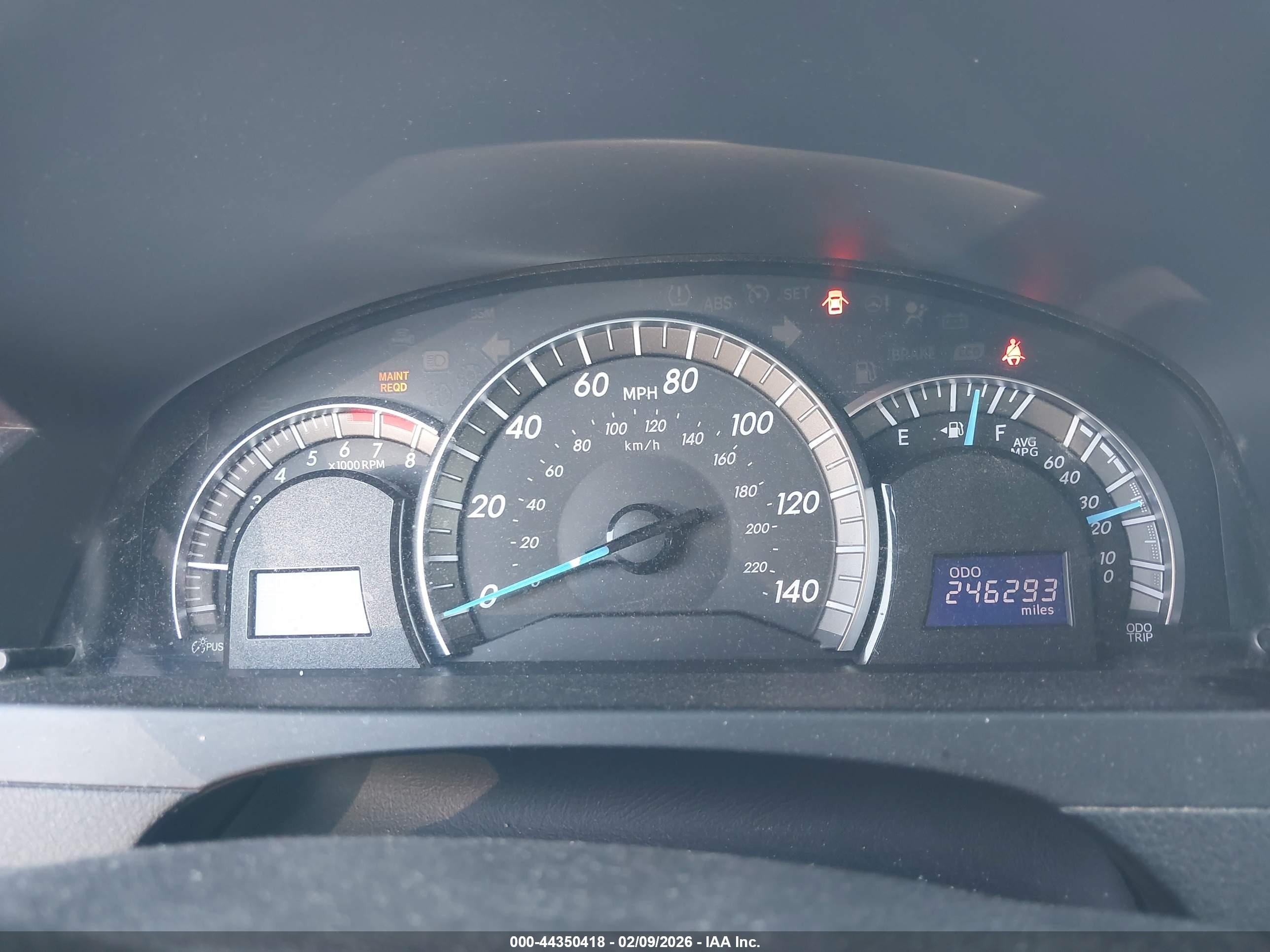 TOYOTA CAMRY image 7