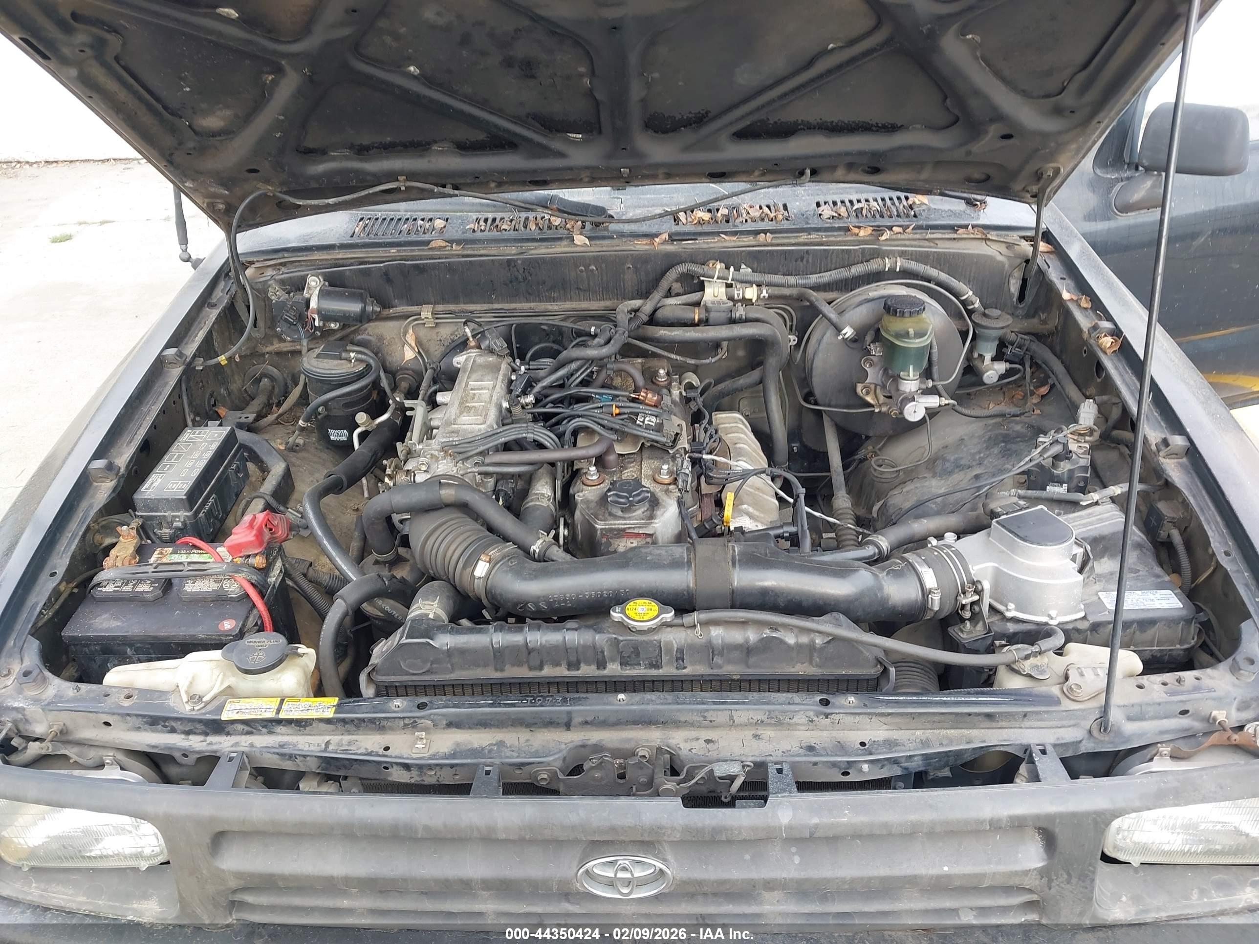 TOYOTA PICKUP image 10