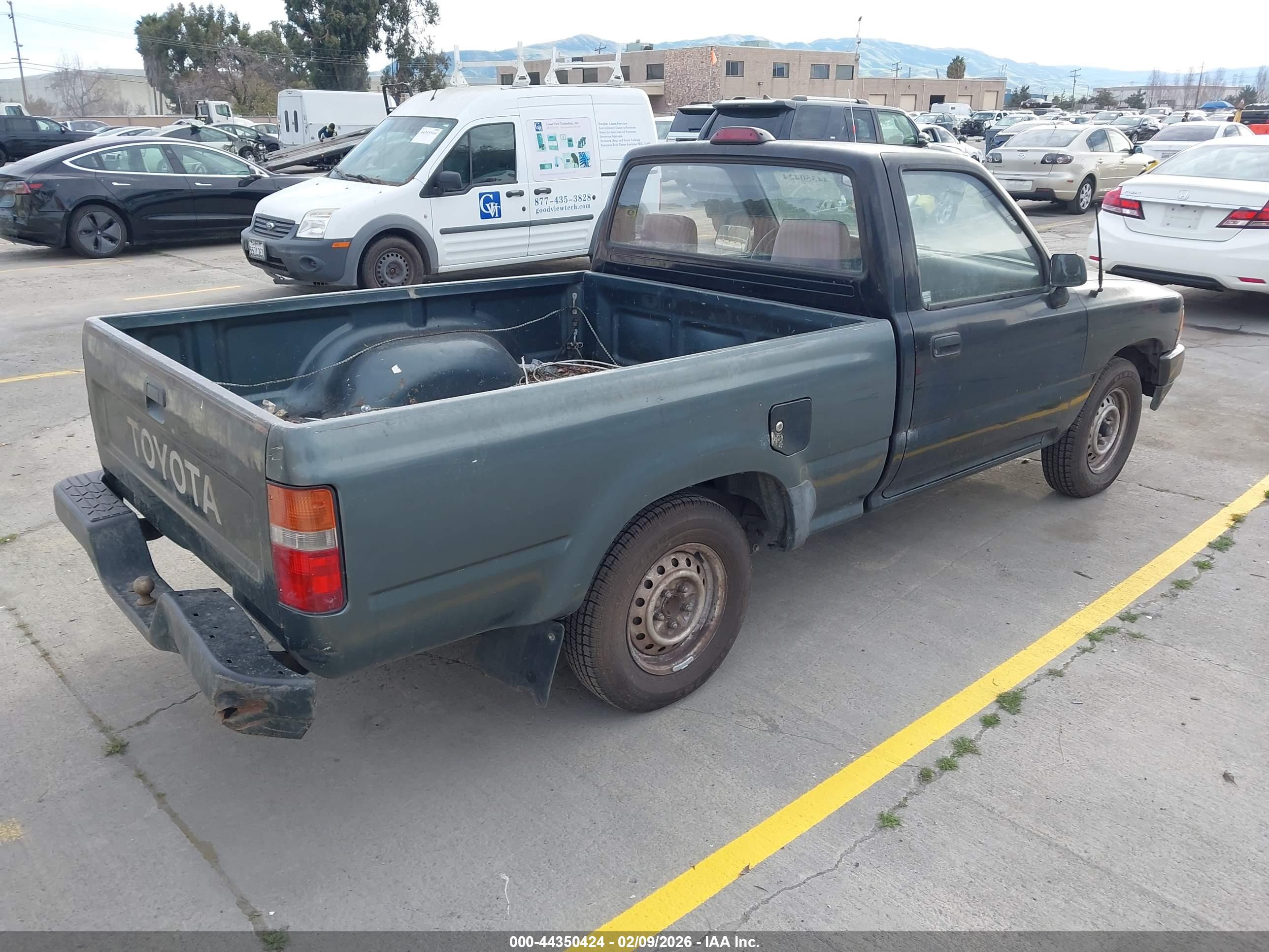 TOYOTA PICKUP image 4