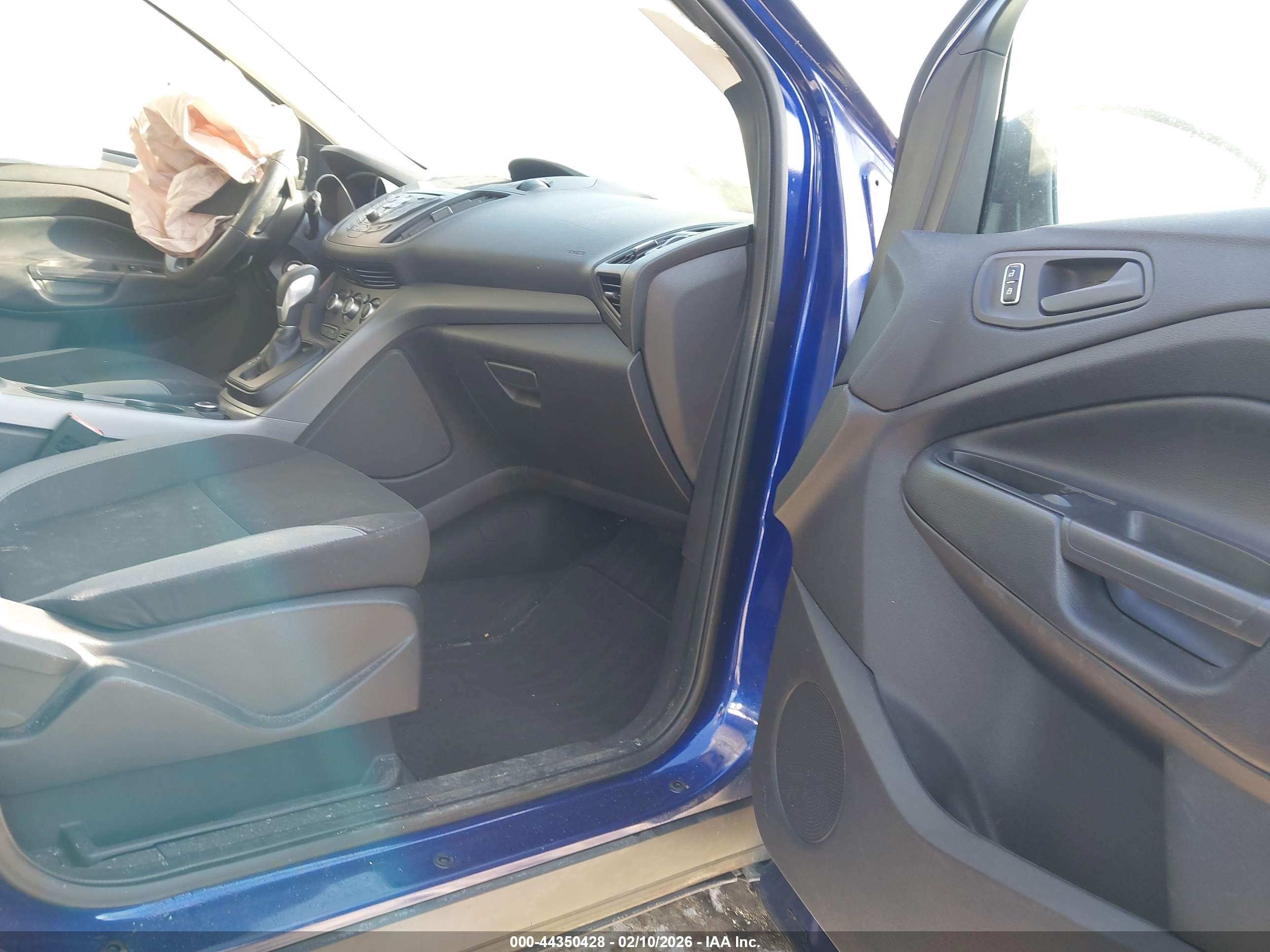 FORD ESCAPE image 5