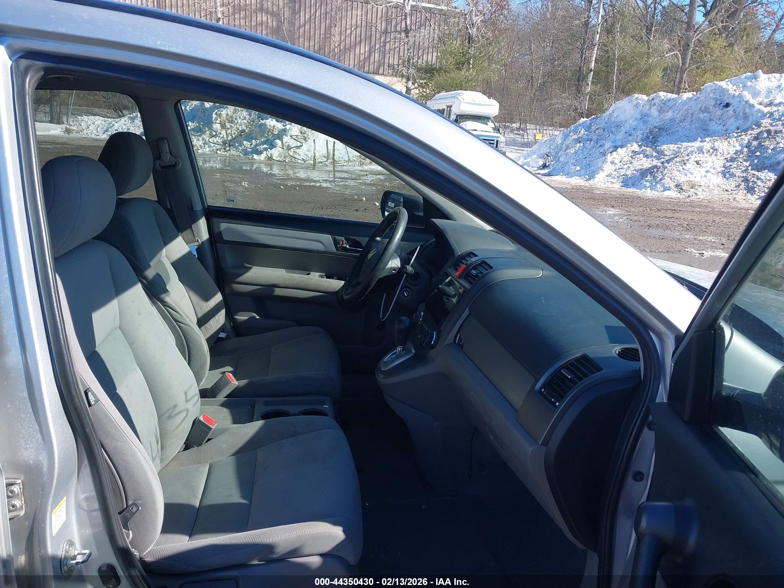 HONDA CR-V image 8