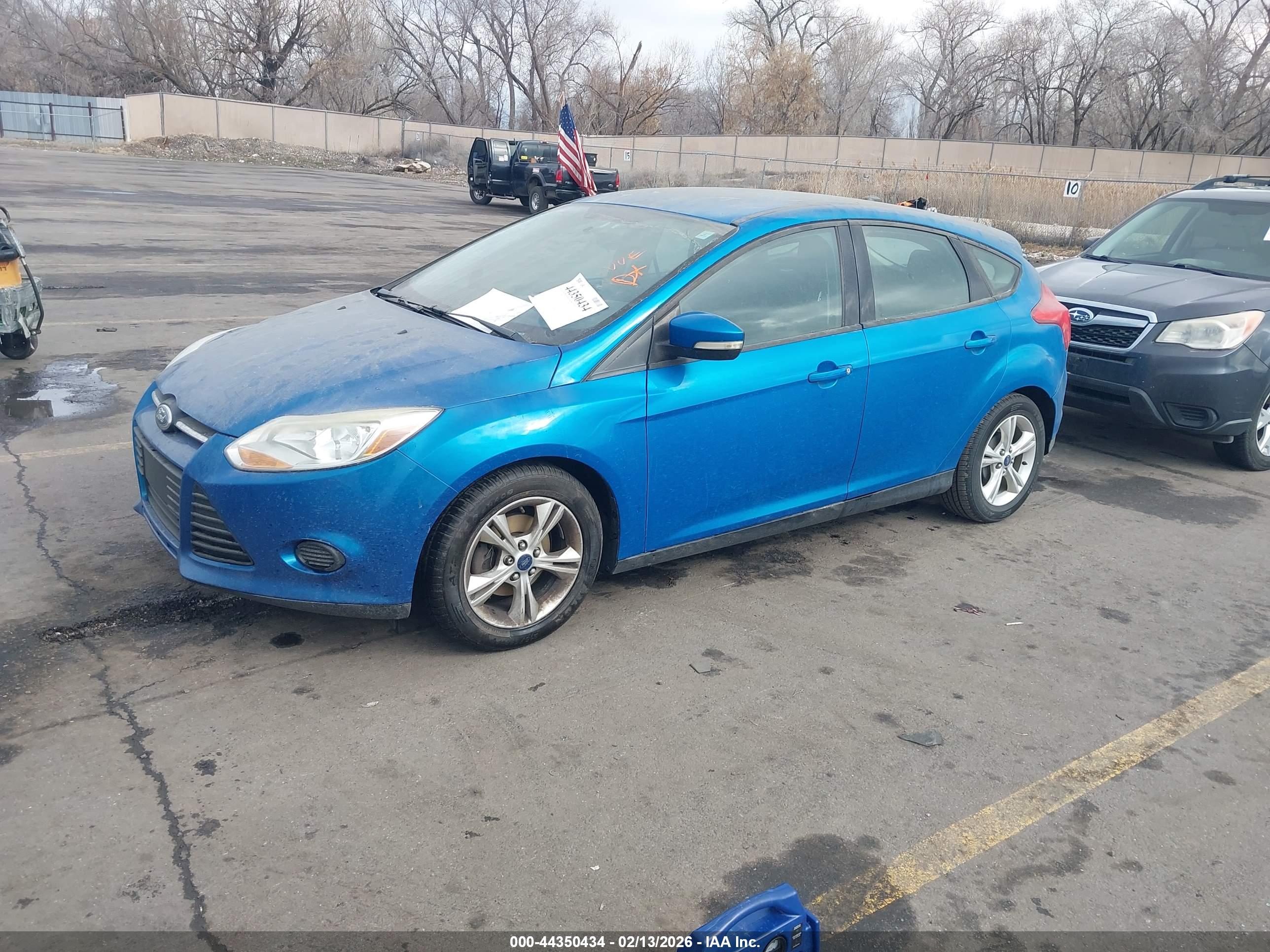 FORD FOCUS image 2