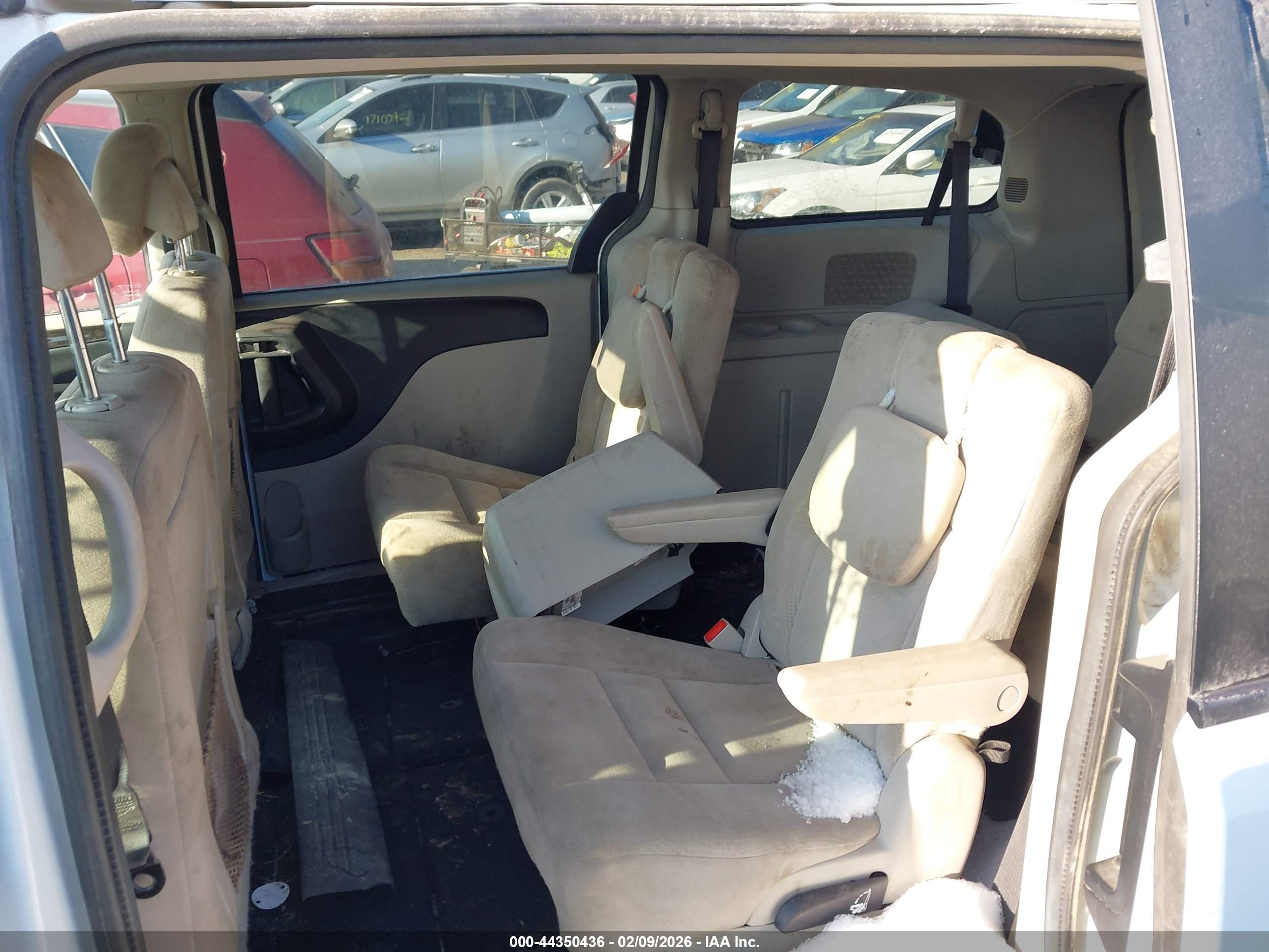 DODGE GRAND image 8