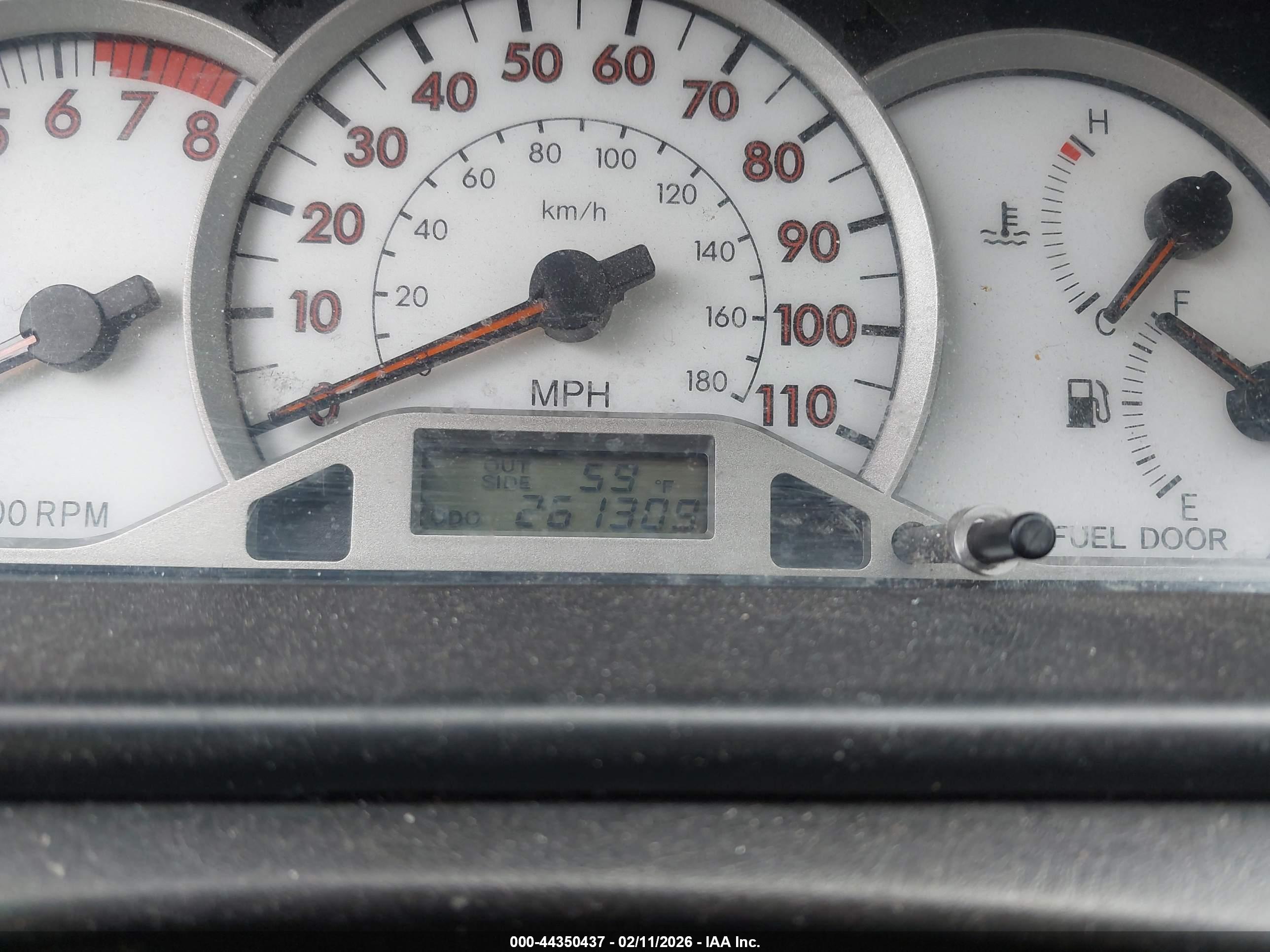 TOYOTA COROLLA image 7