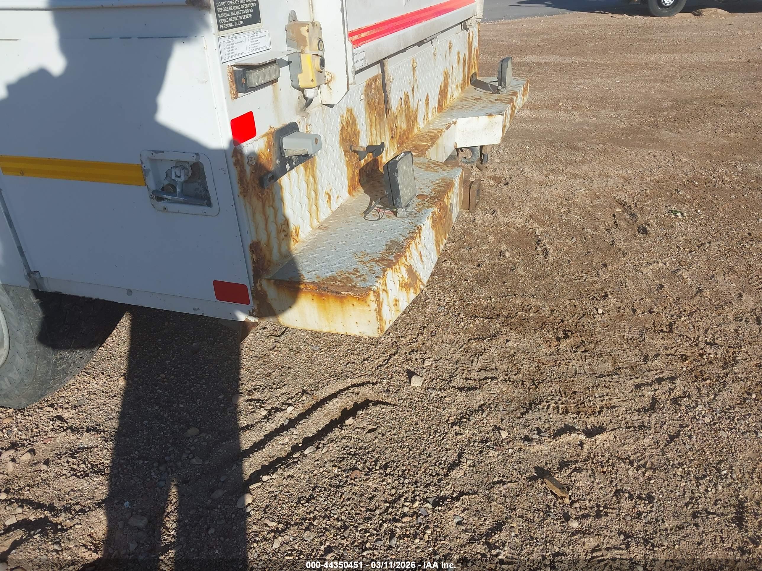 FORD F-350 image 6