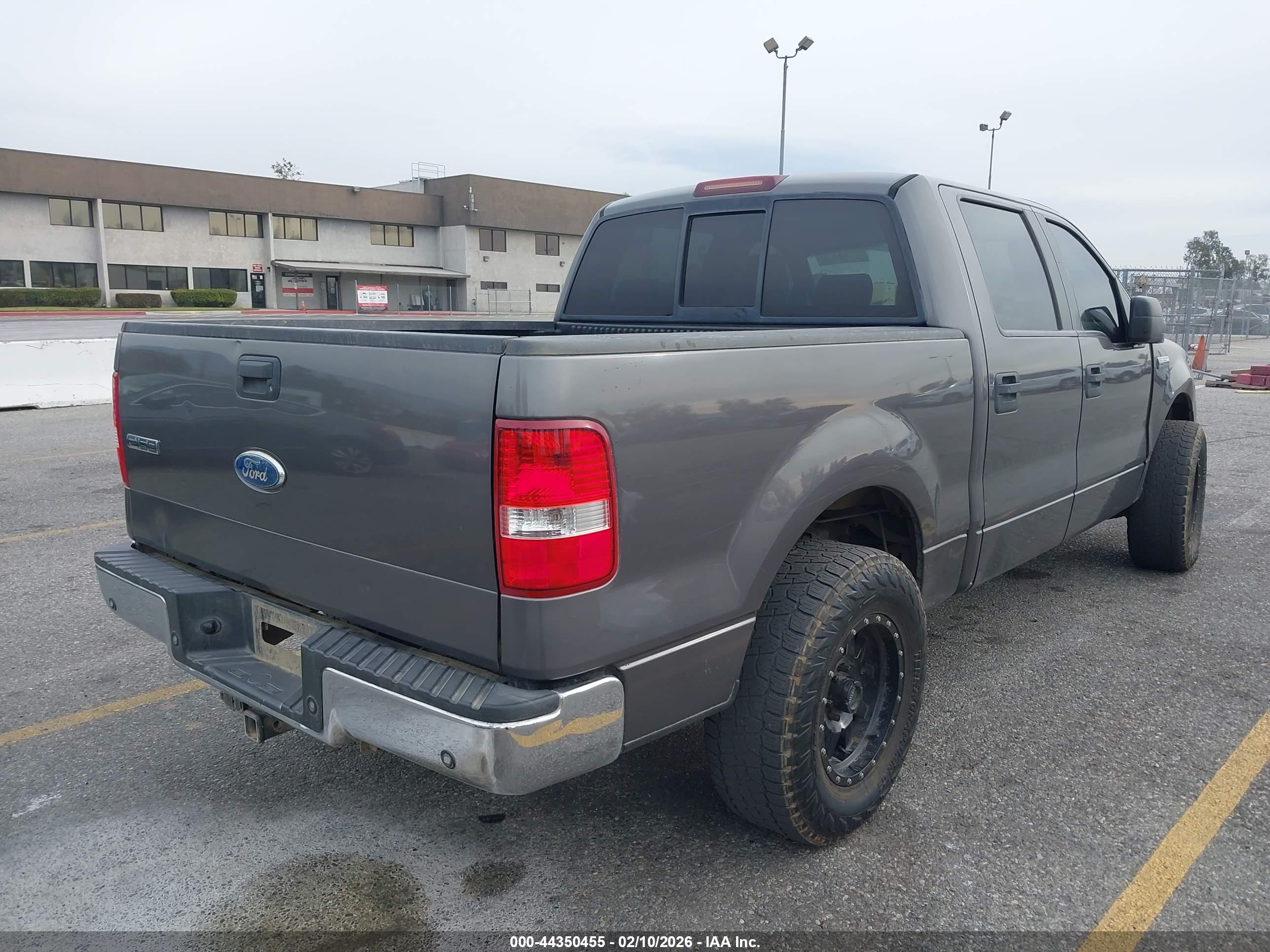 FORD F-150 image 4