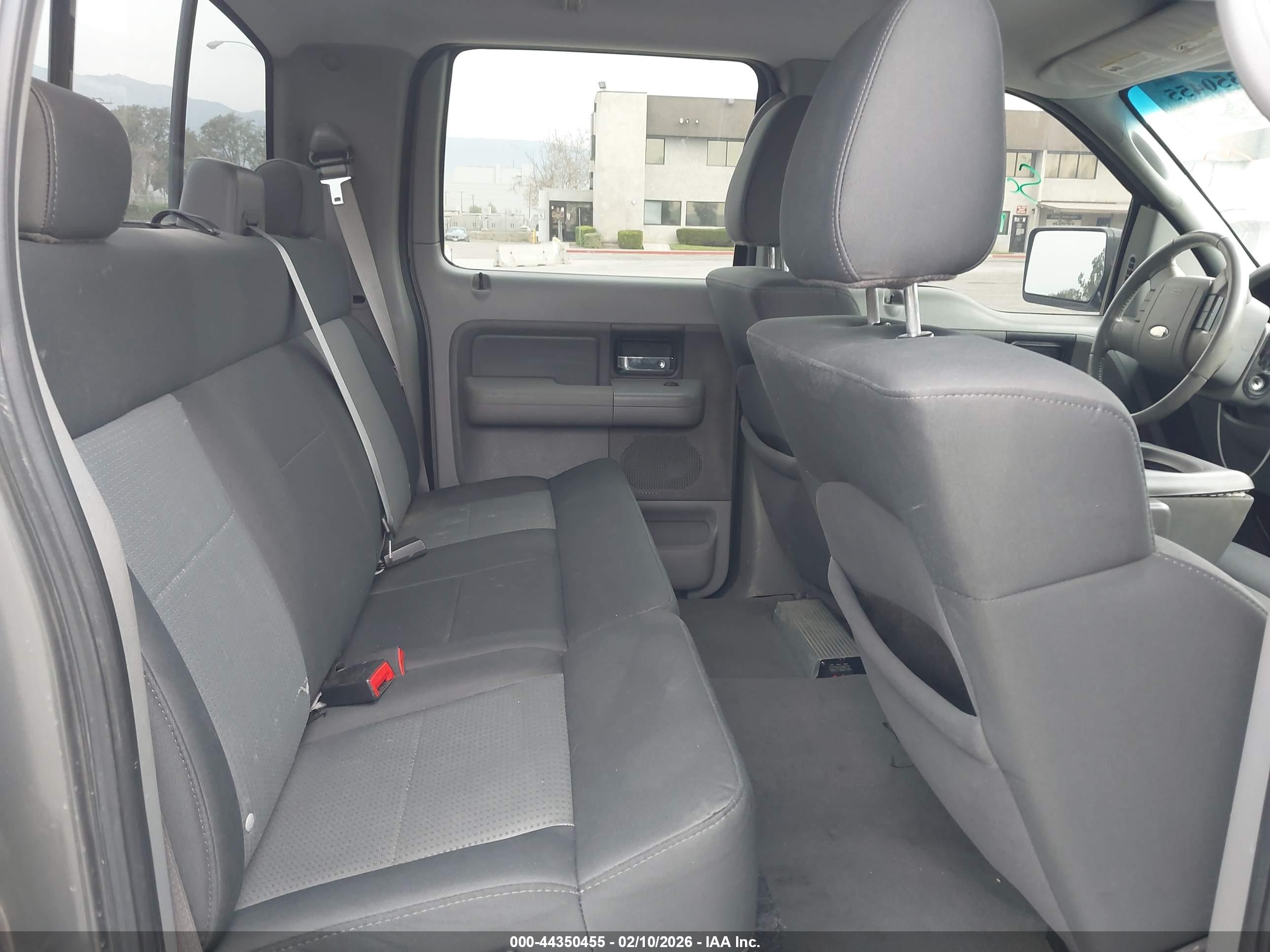 FORD F-150 image 8