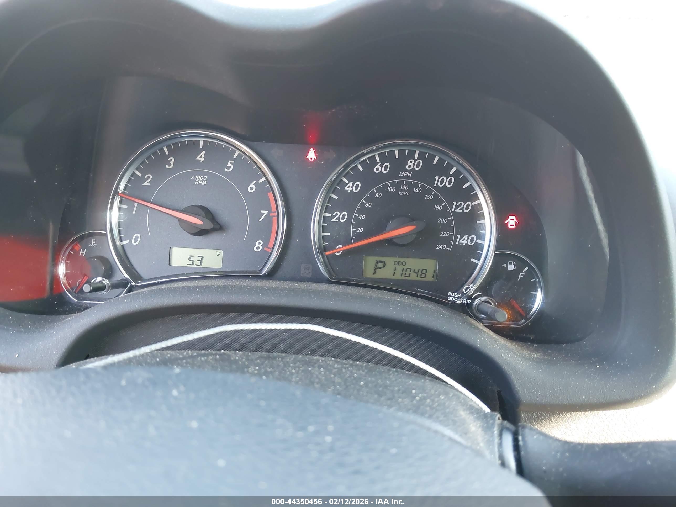 TOYOTA COROLLA image 7