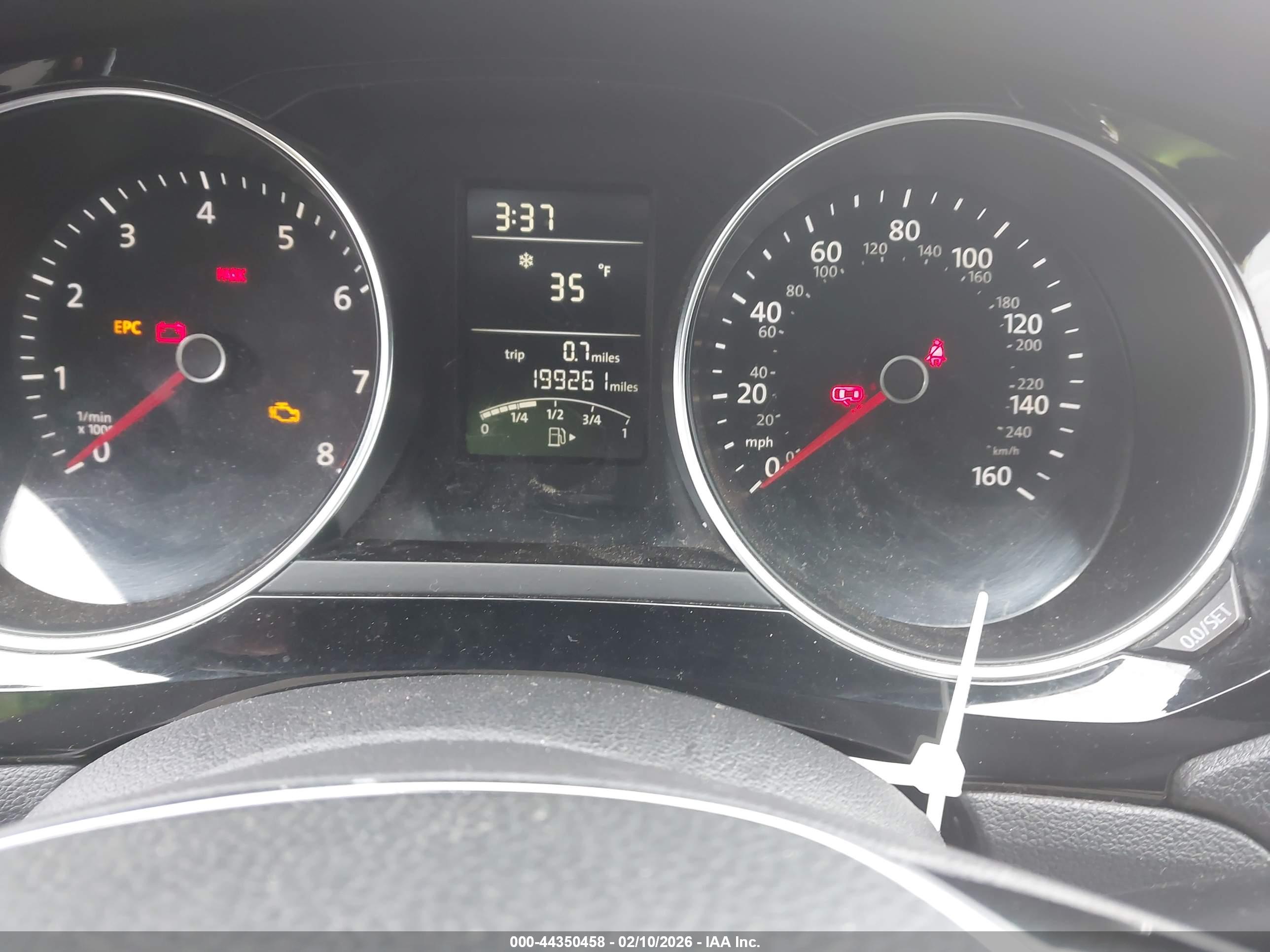 VOLKSWAGEN JETTA image 7