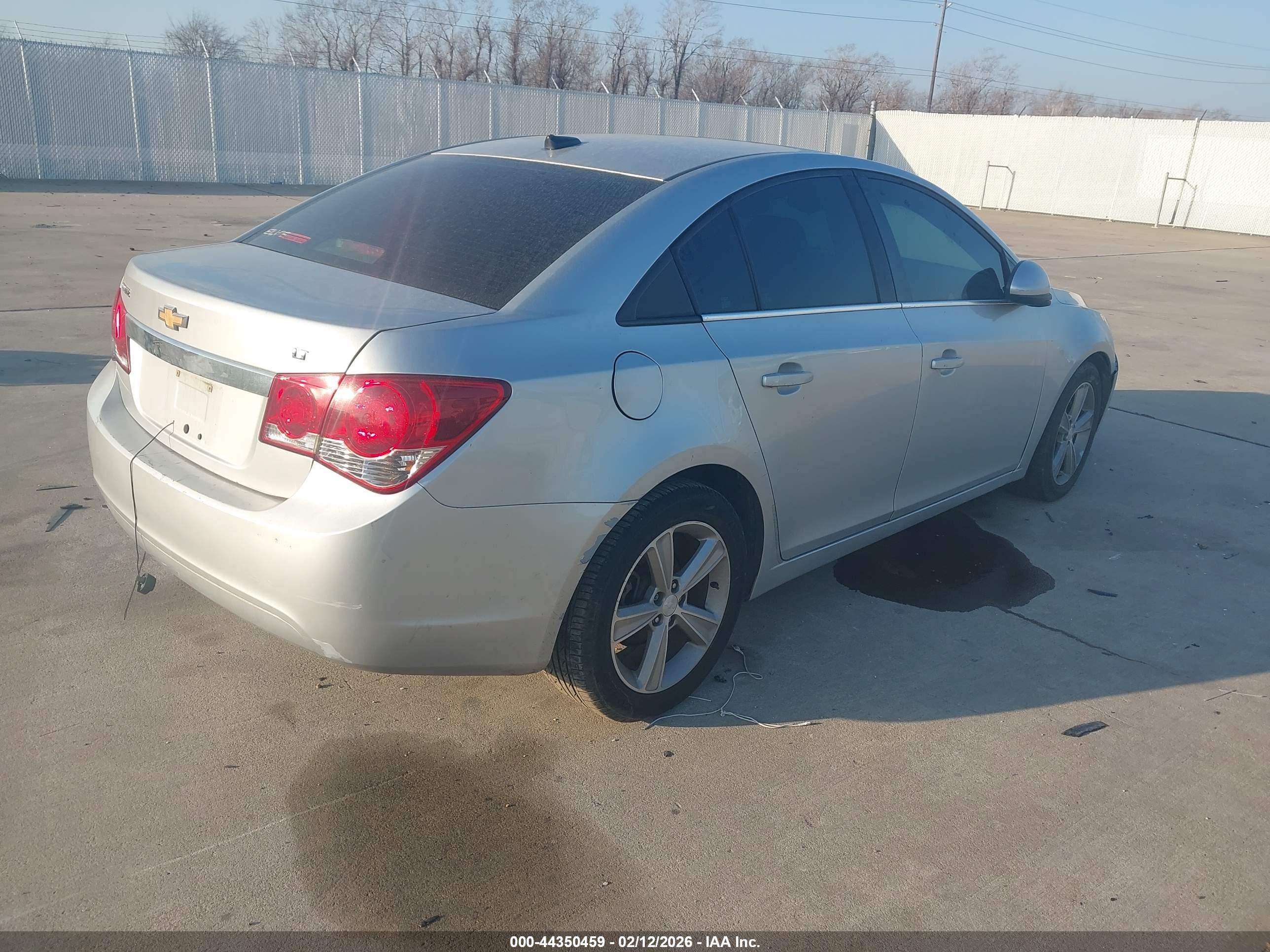 CHEVROLET CRUZE image 4