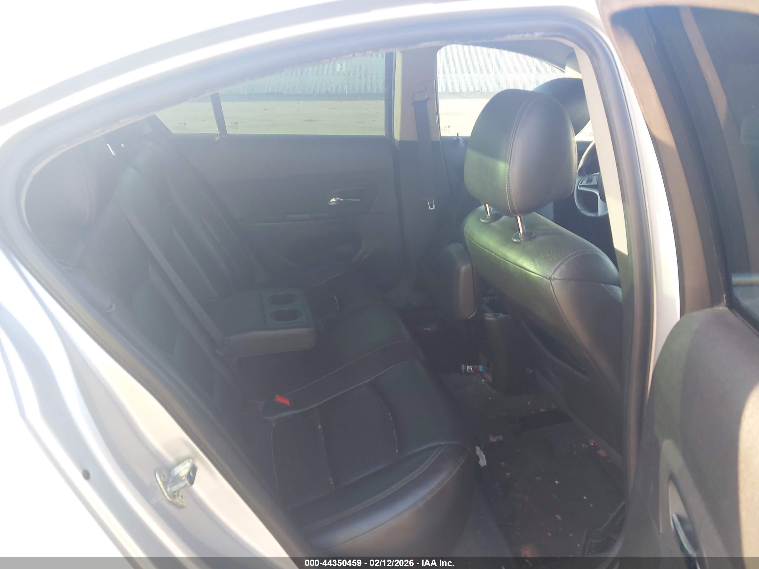 CHEVROLET CRUZE image 8